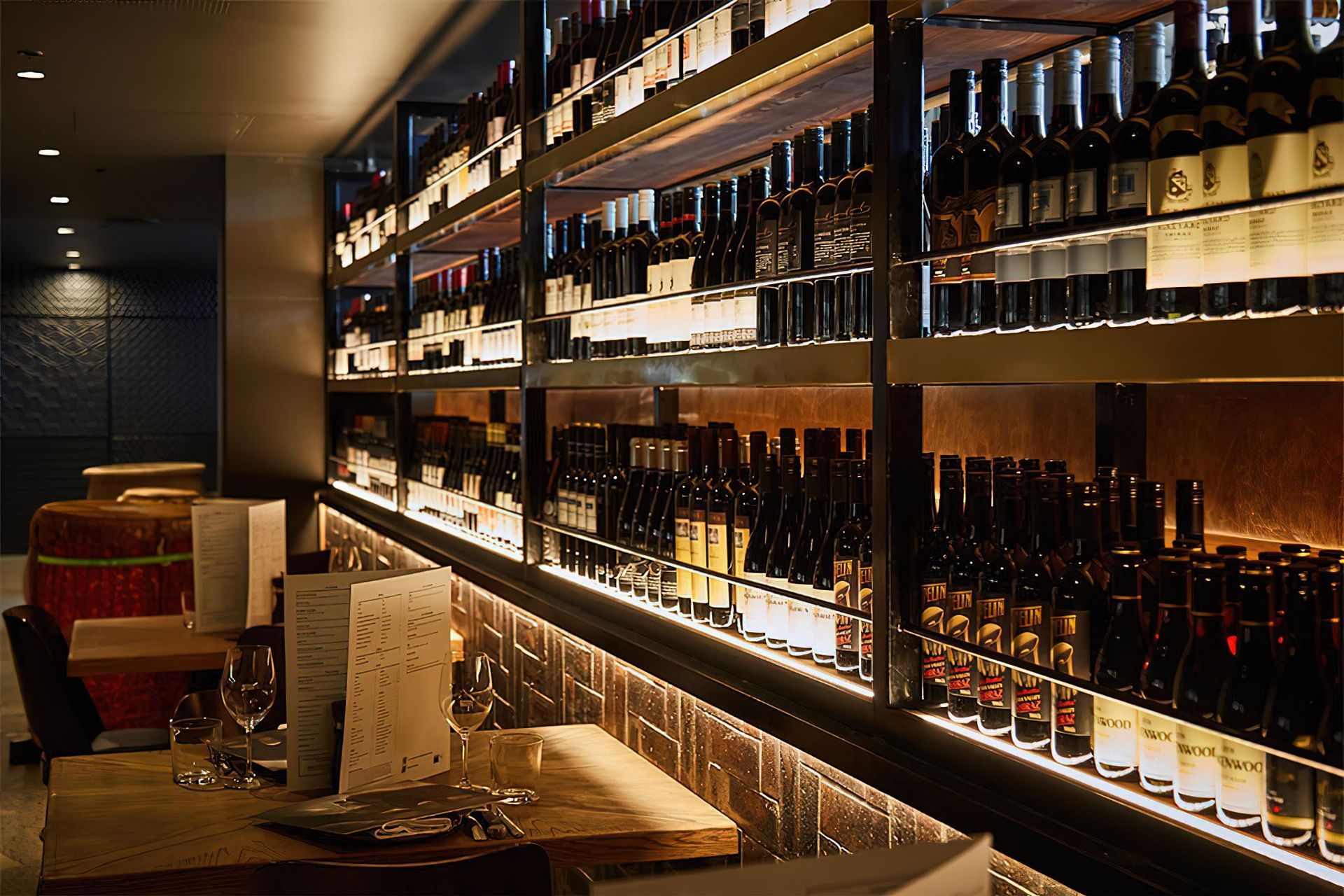 The-Meat-and-Wine-Co-Parramatta06-gigapixel-standard-scale-200x.jpg