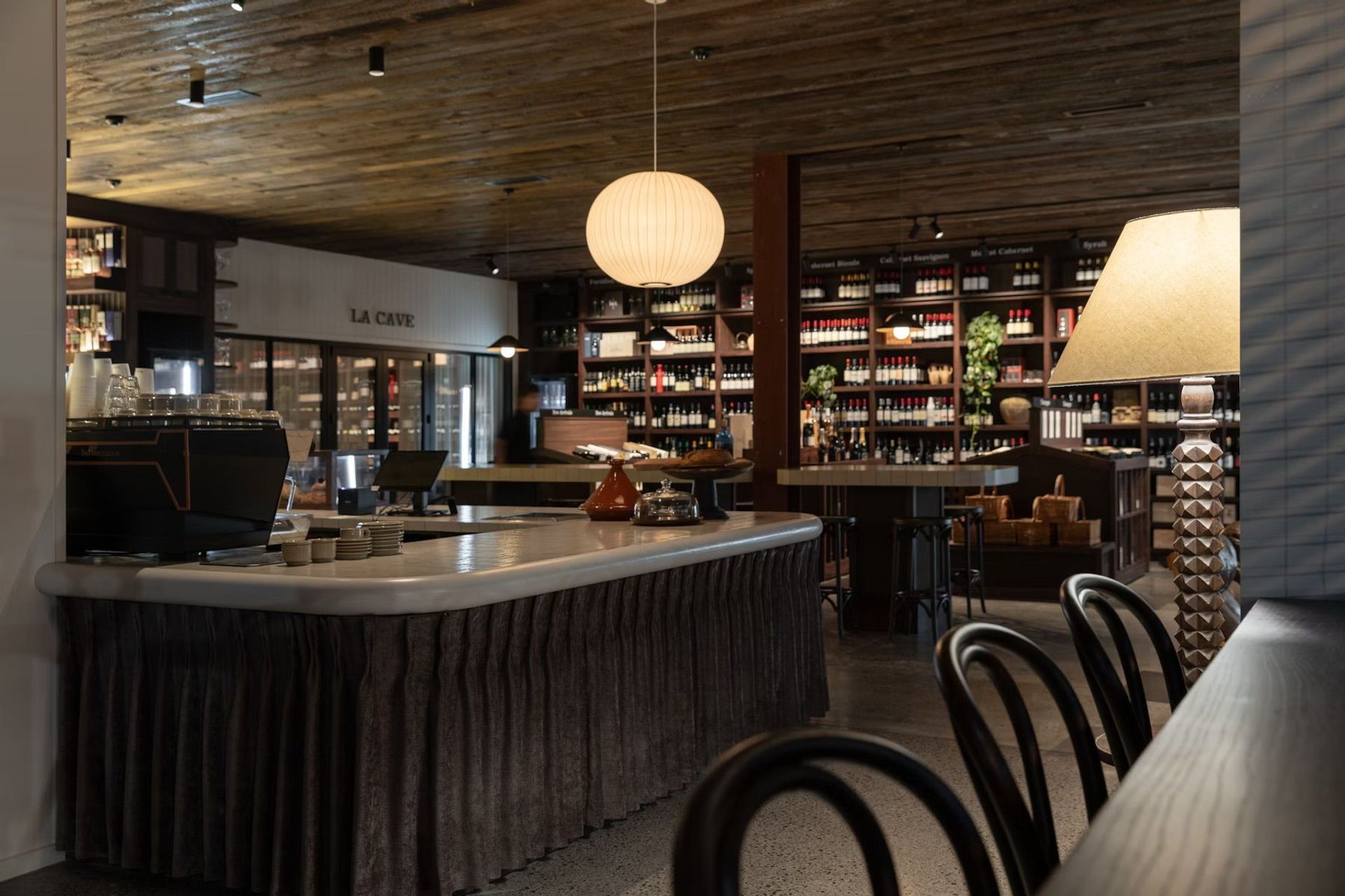 aDUrCCdWJ-7kSjtLctrl-space-interior-design-auckland-hospitality-NormanbyFineWines-1E3A0154.jpeg