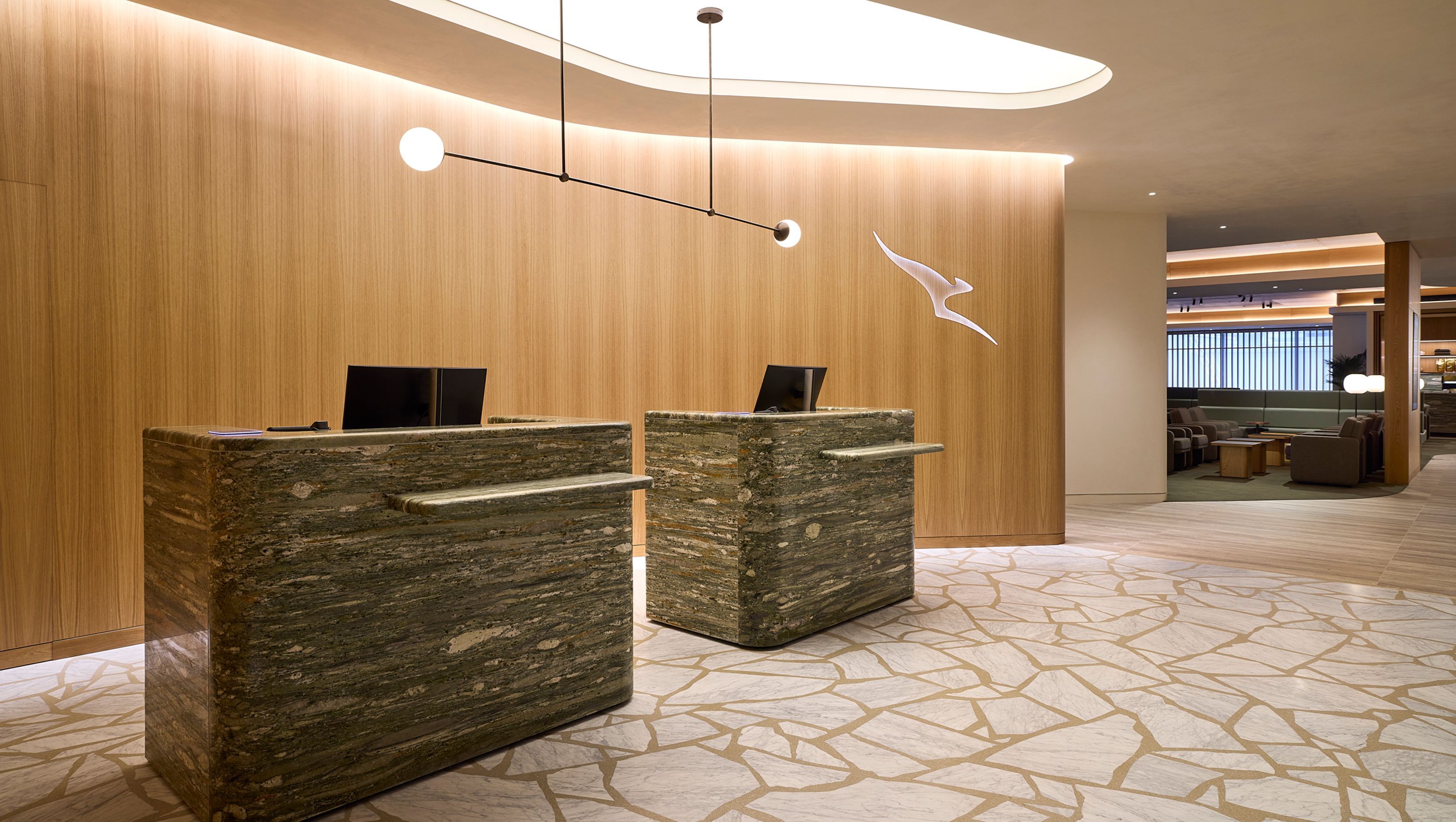 Qantas Lounge