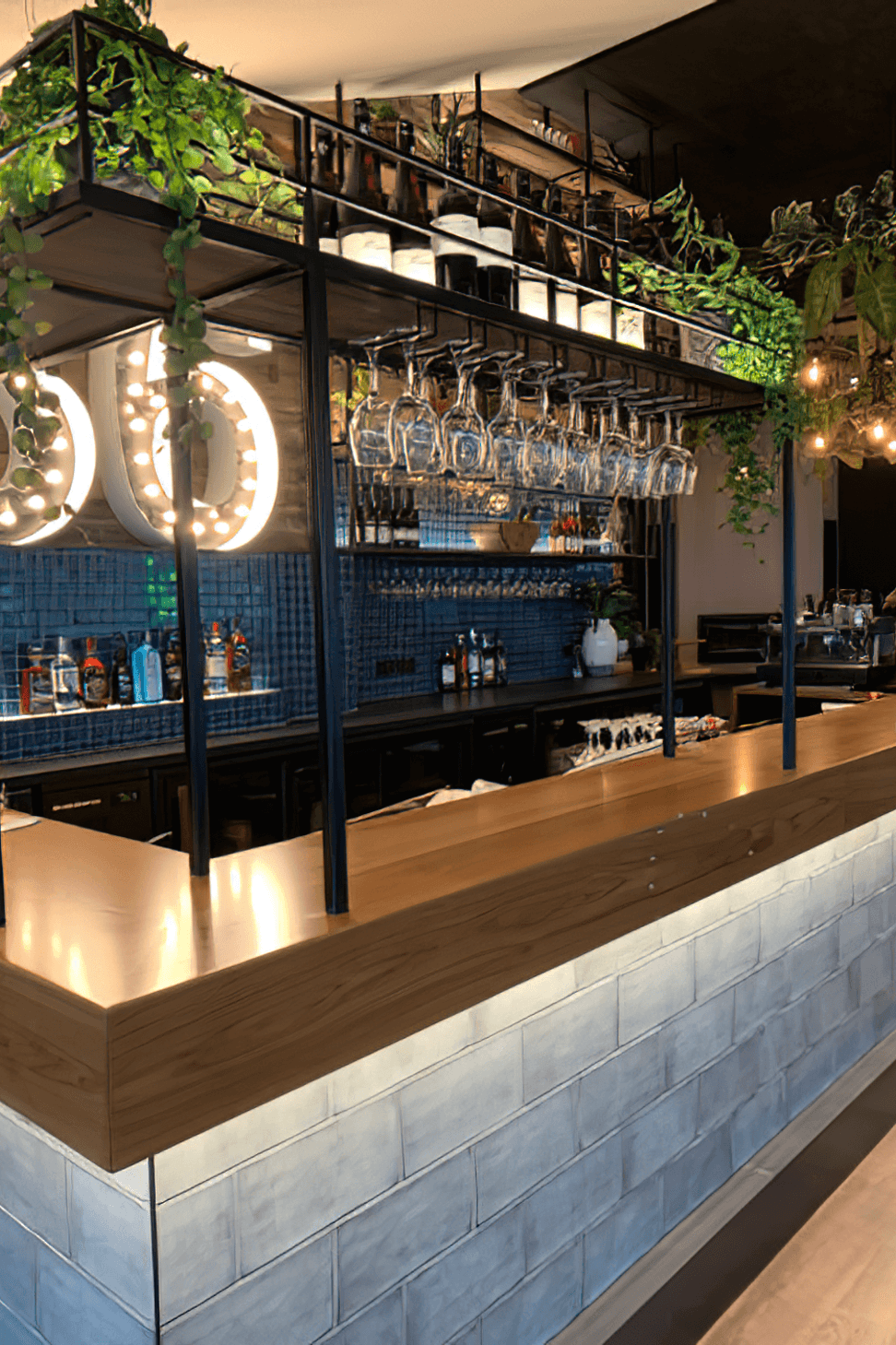 Mornington Kitchen &amp; Bar