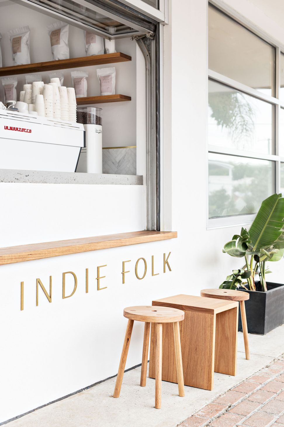 INDIE FOLK CAFE