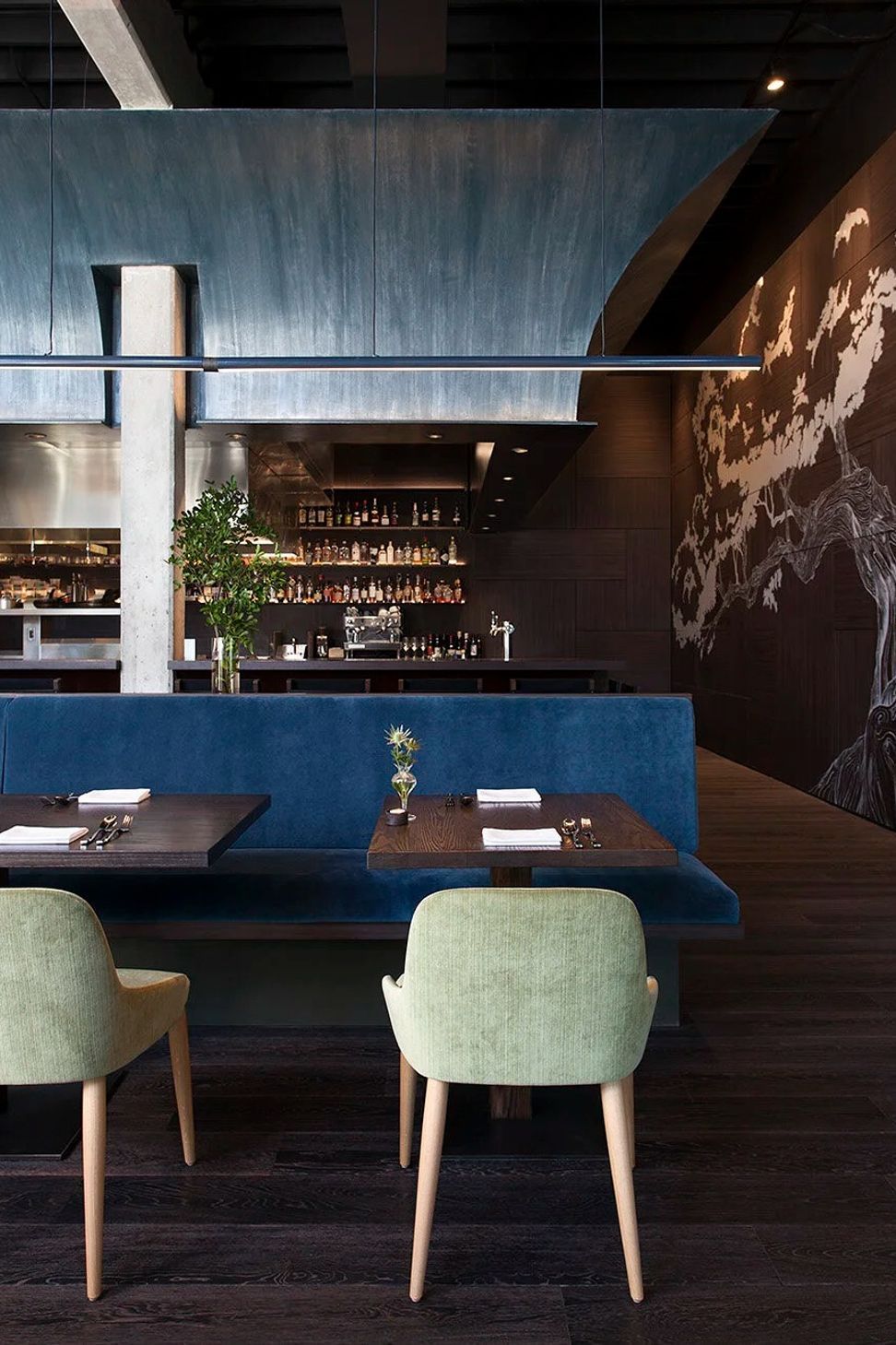imgi5812CravottaInteriors-Juniper-BanquettetoBar.jpg