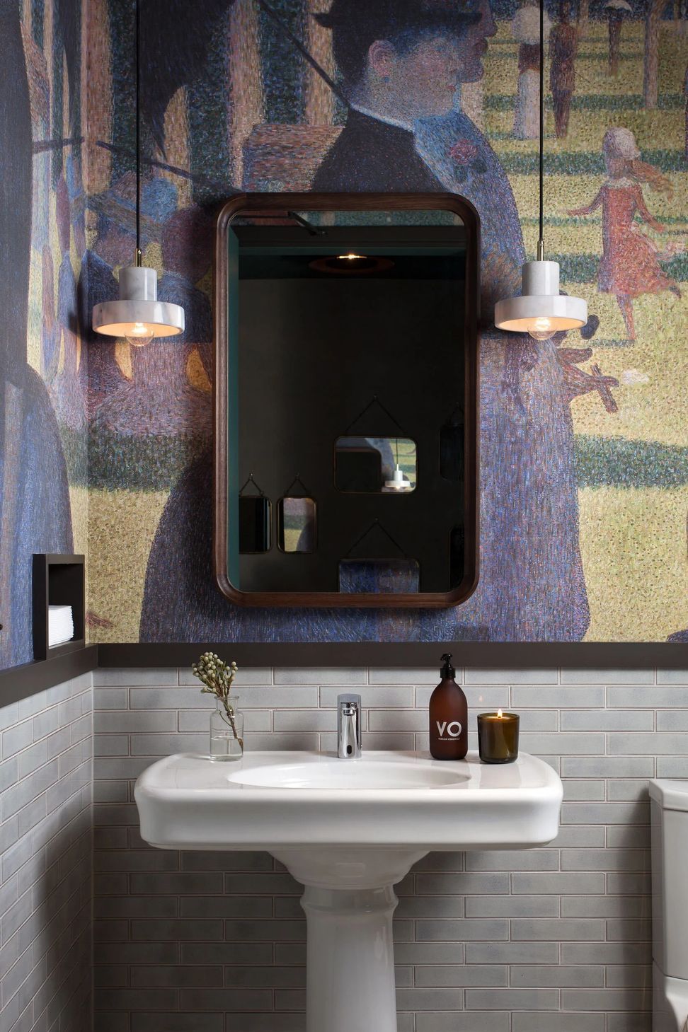 imgi59TheMaverick12-Seurat-Restroom.jpg