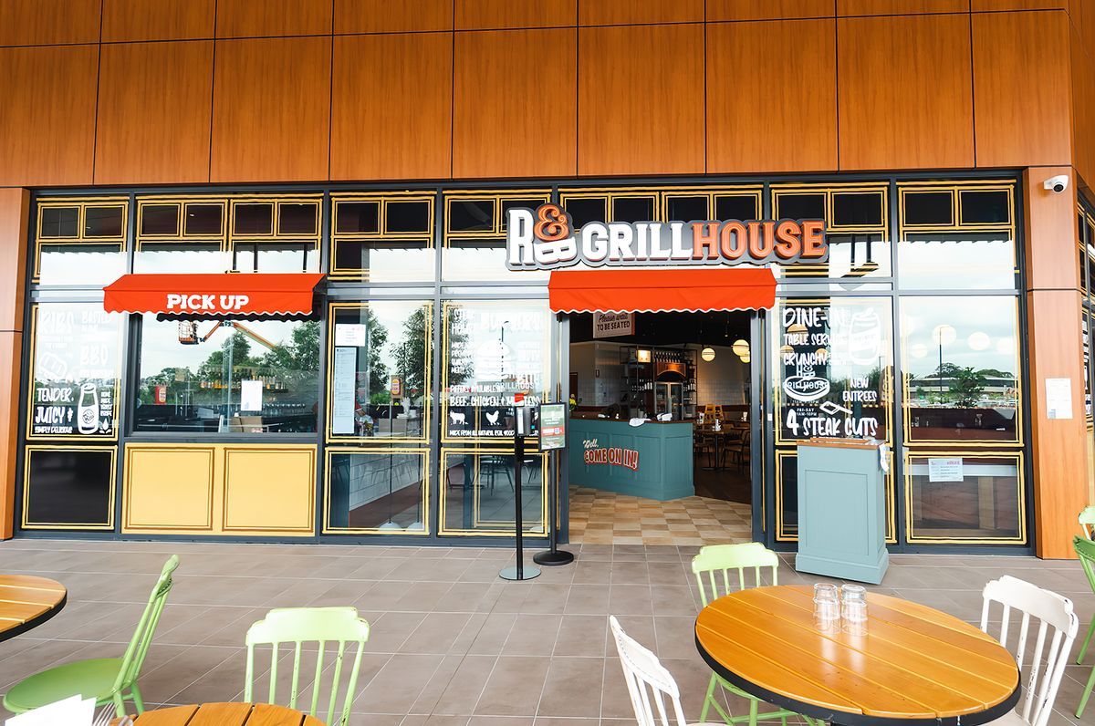 R&B Grillhouse, Gregory Hill