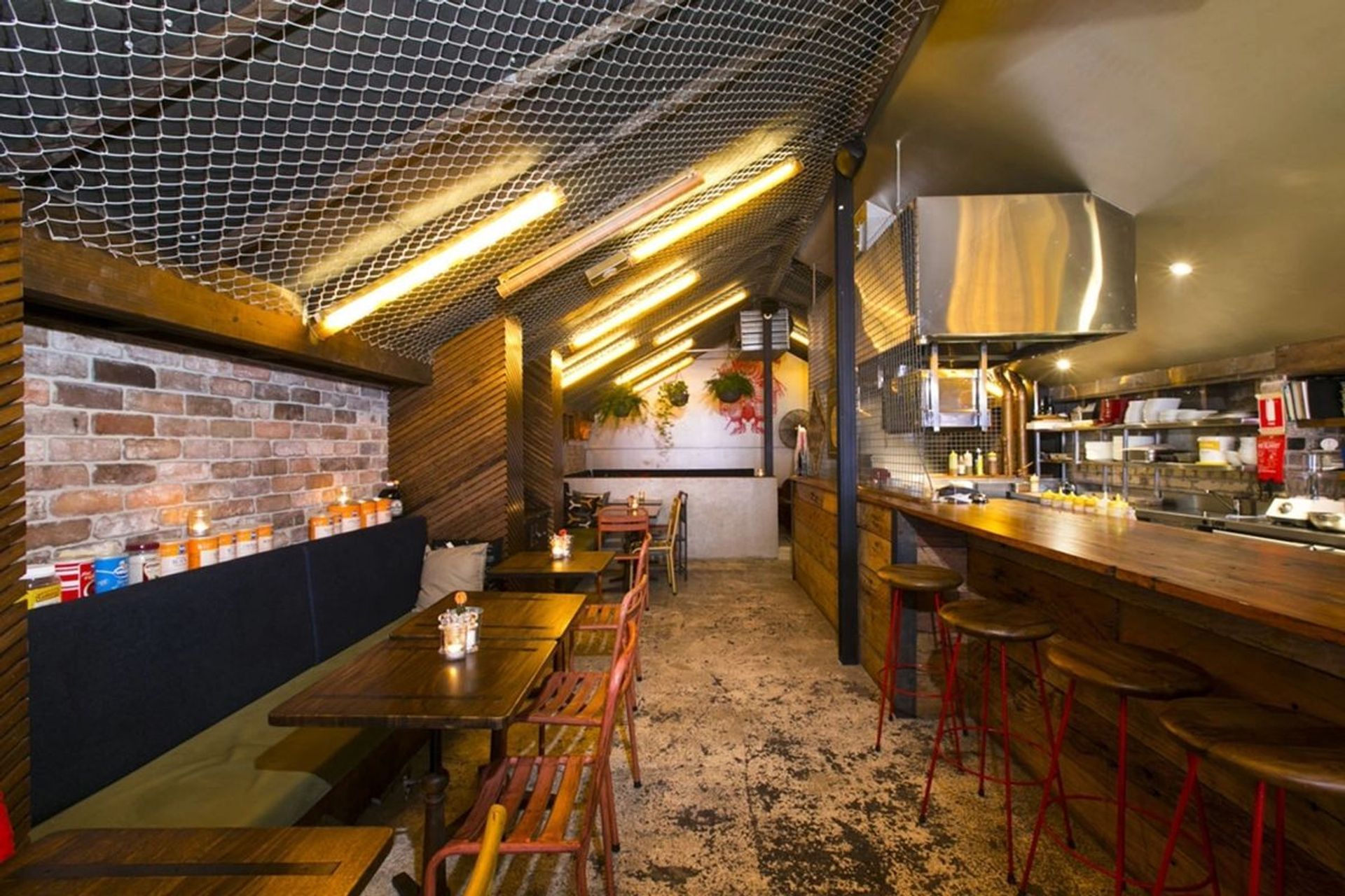 Donny's Bar 
