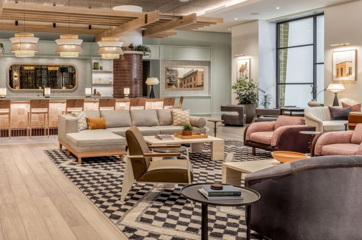 U.S. Bank Center - Tenant Clubhouse