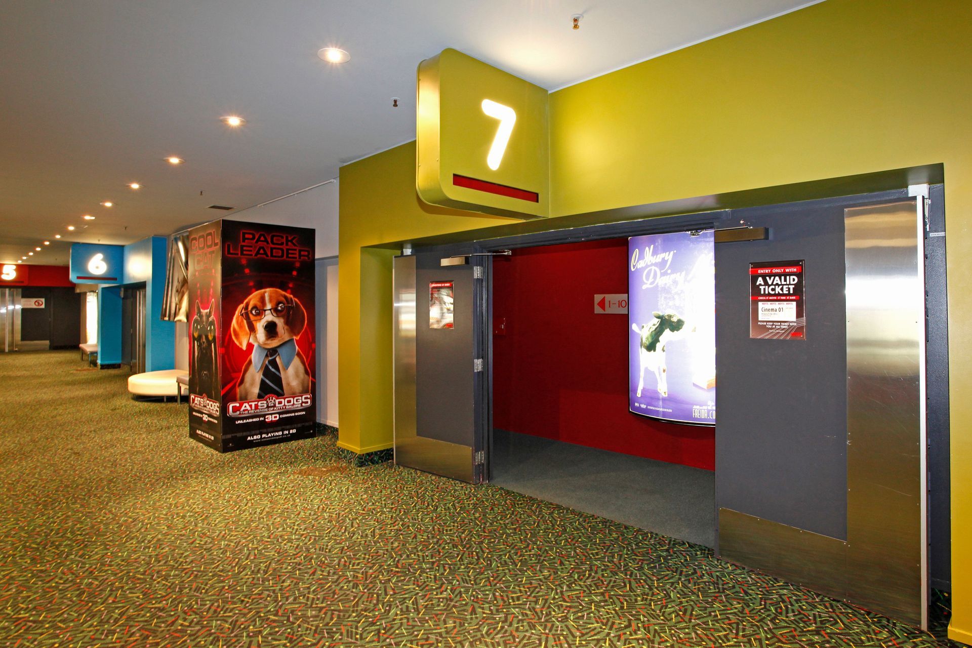Hoyts EntX
