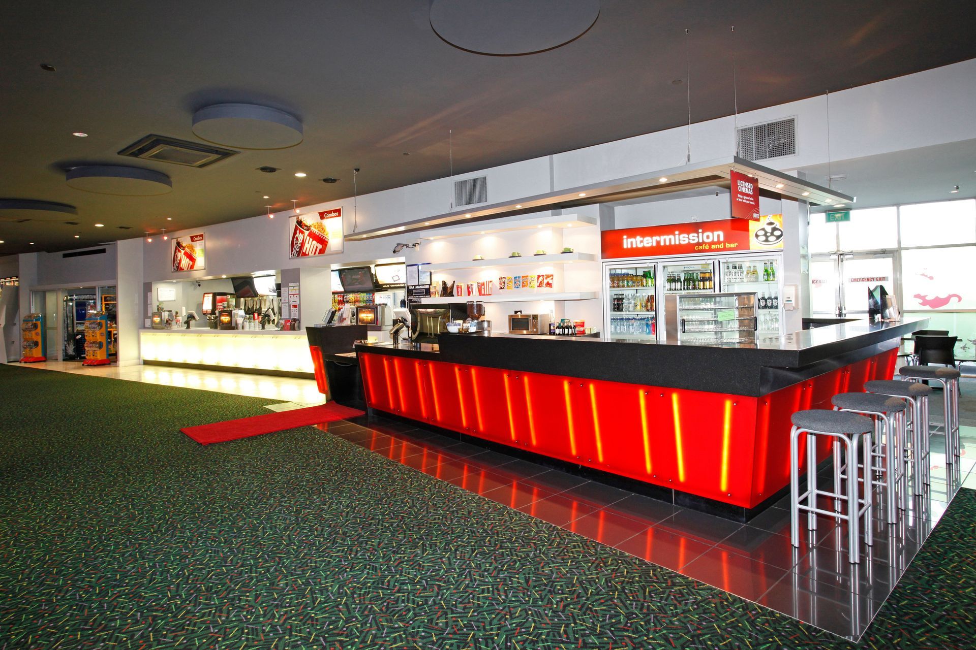 Hoyts EntX
