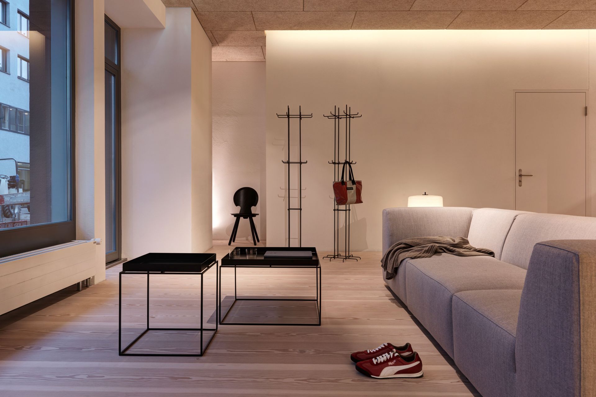 A04 Showroom