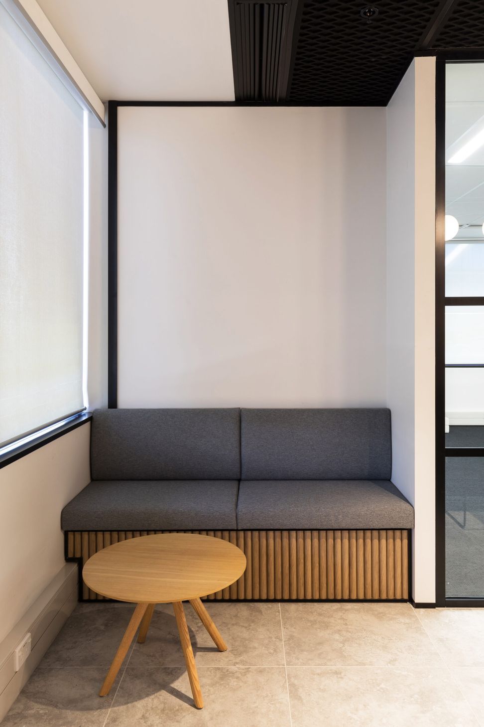 AON Tower - Speculative Suites