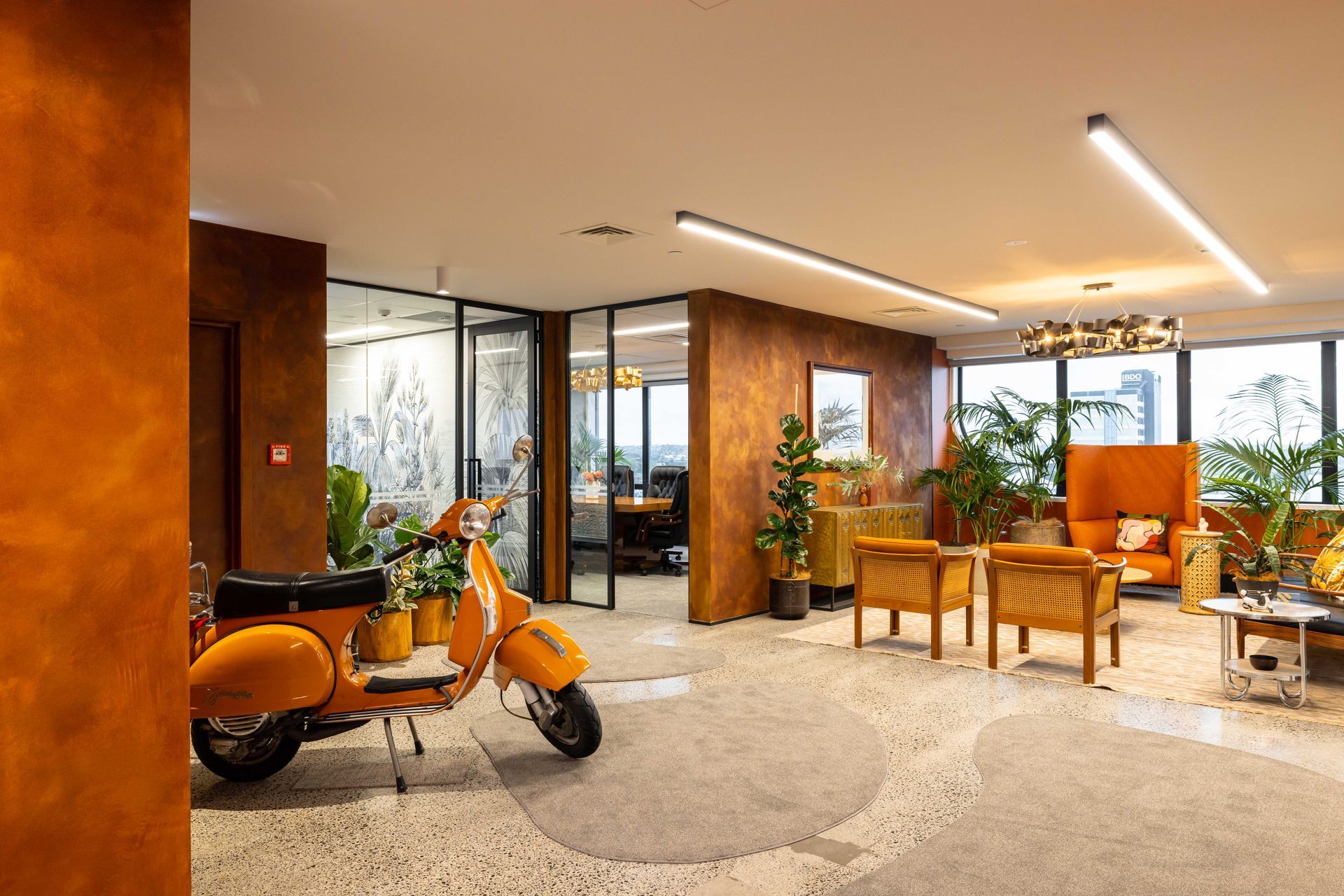DWID-DINZ-Best-Interior-Awards-2023-Retro-Office-3.jpg
