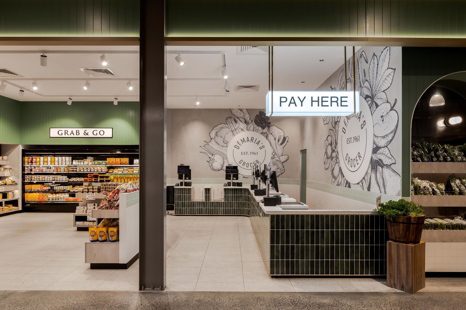 DeMarias-GrocerRichmond-Quarters11.jpg
