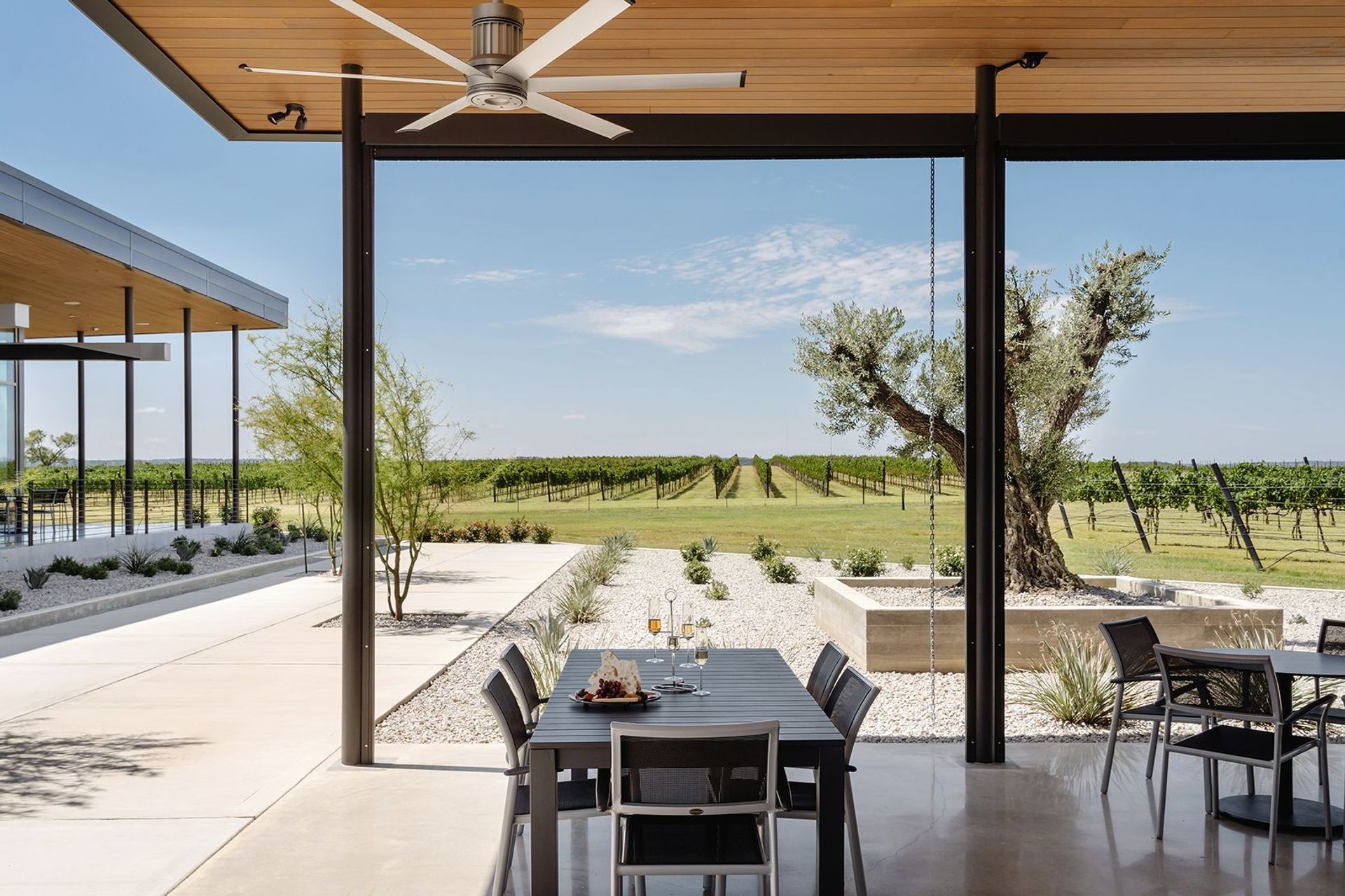Heath-Sparkling-Wines-ALIGN-Austin-Architects-13.jpg