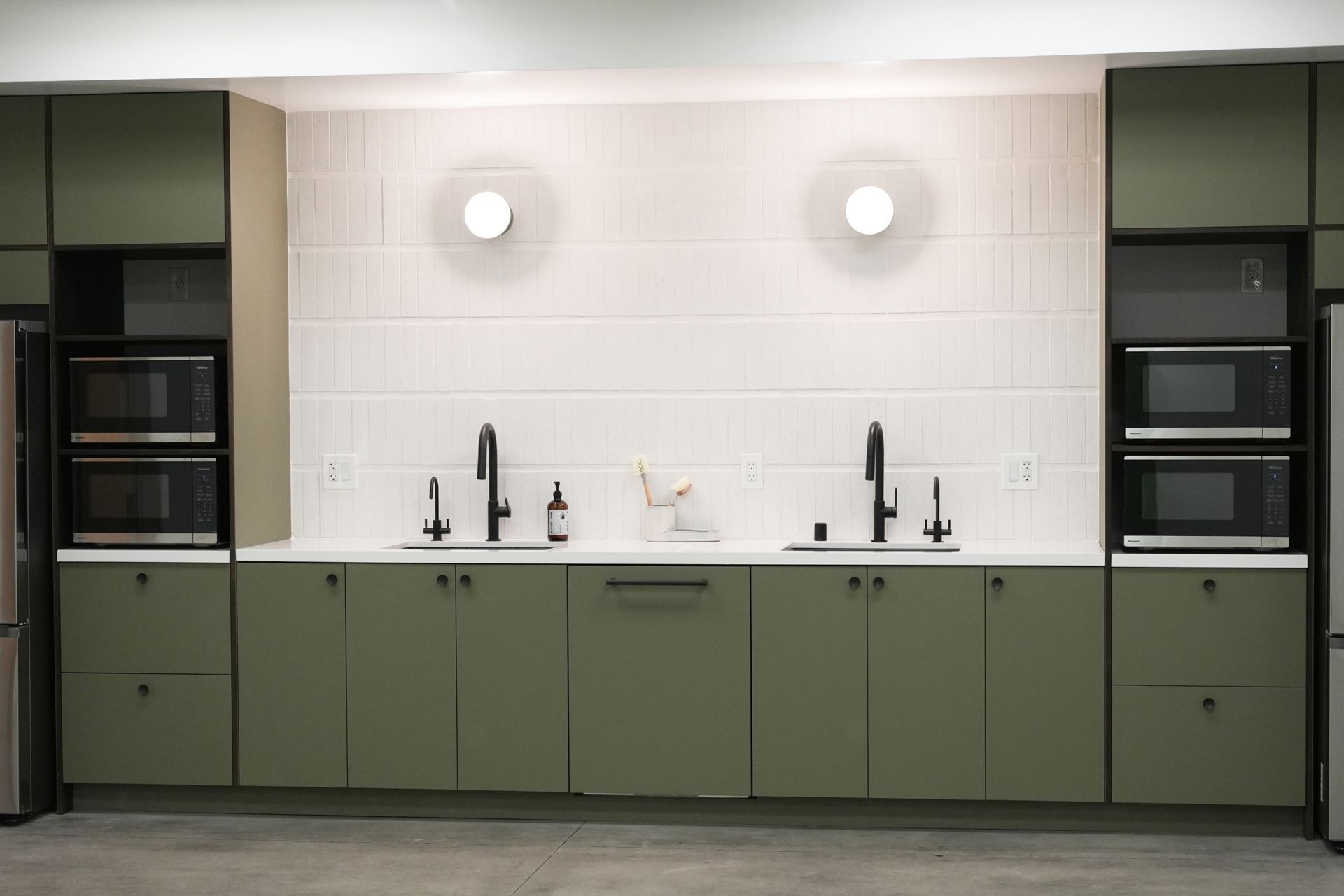 Kitchen-Photo-ap-compressed-v3.jpg