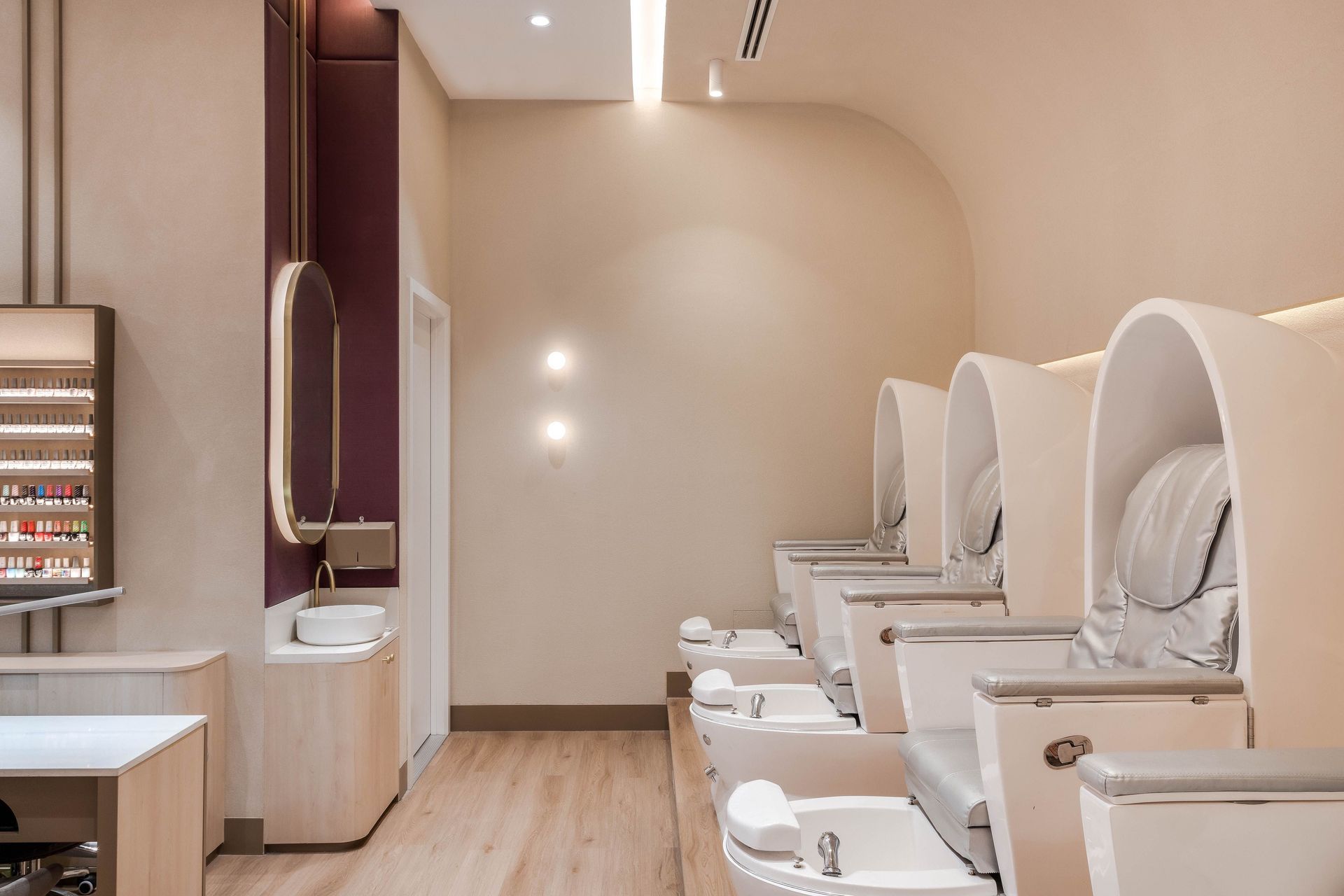Kot-NailsBoxhill-Central12.jpg
