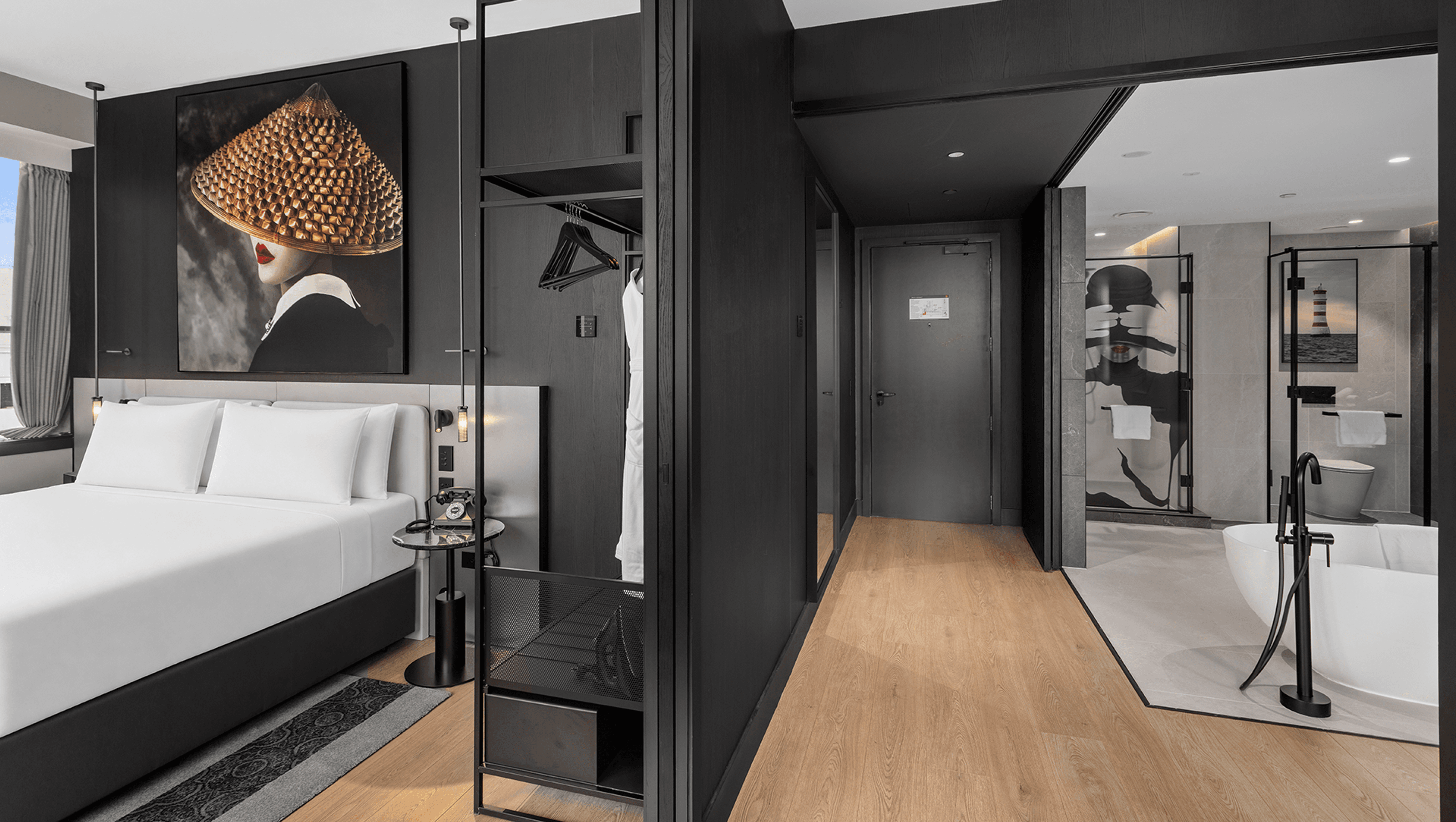 Radisson Red Hotel