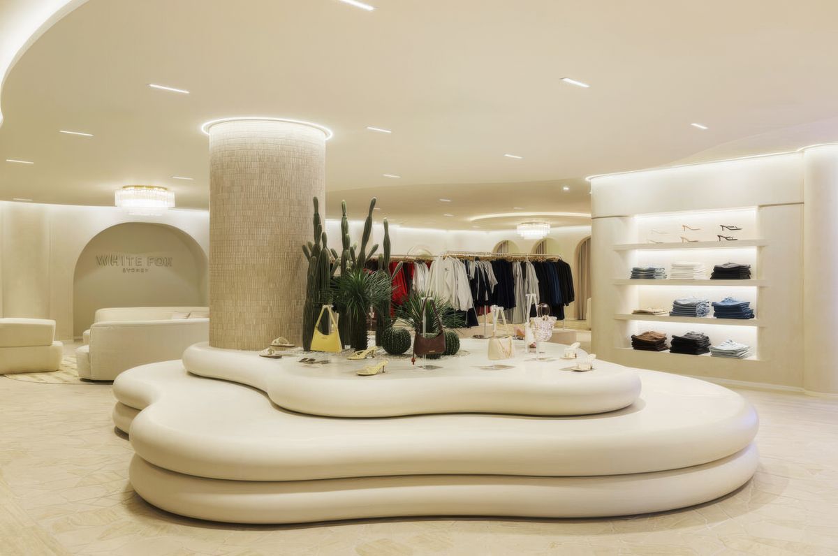 White Fox Boutique – Global HQ