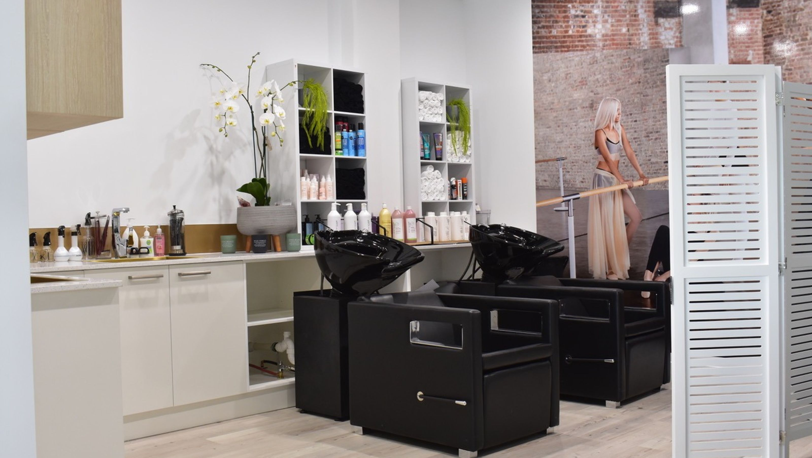Hair Makeover Salon