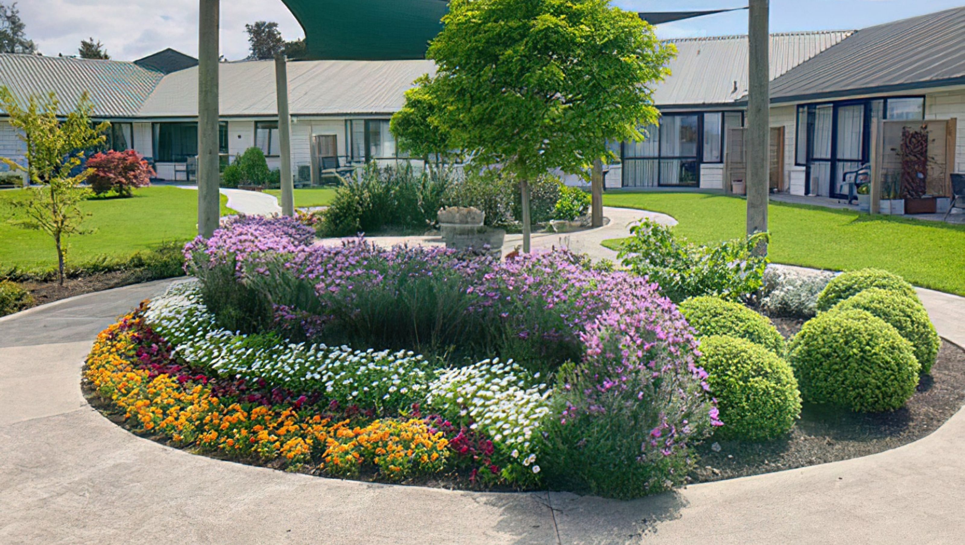 Woodlands Courtyard