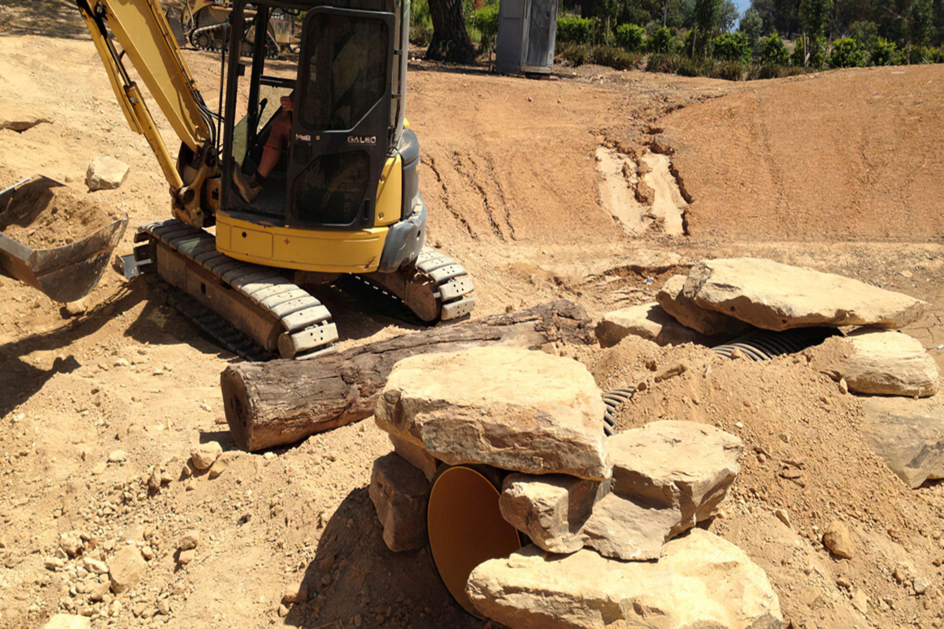 buildmedamconstructionsemkenlandscaping-gigapixel-standard-width-1440px.jpg