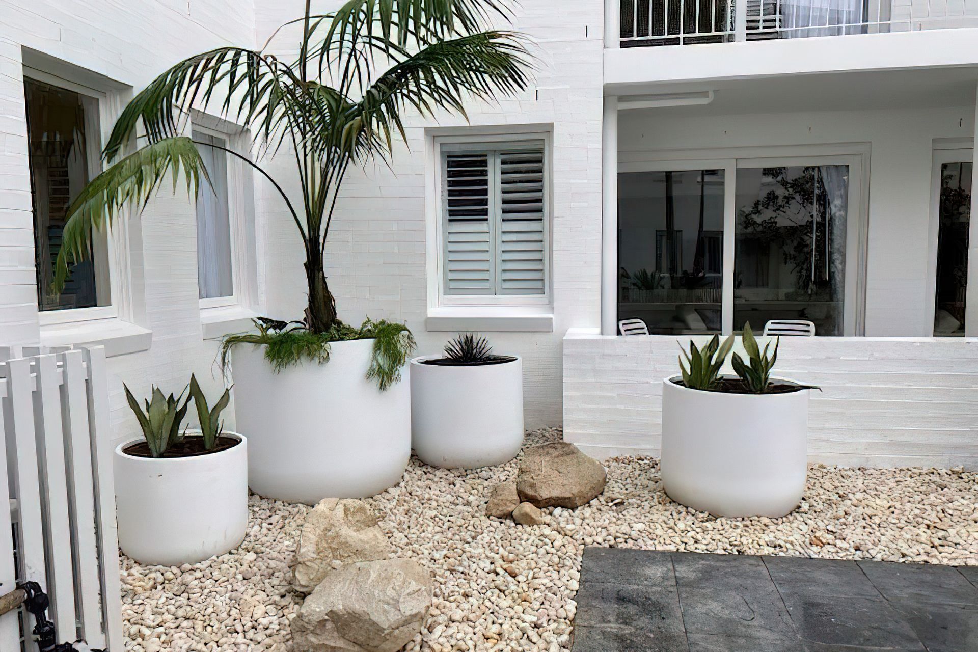 imgi21aprtment-landscape-design-Chipendale-Sydney.jpeg
