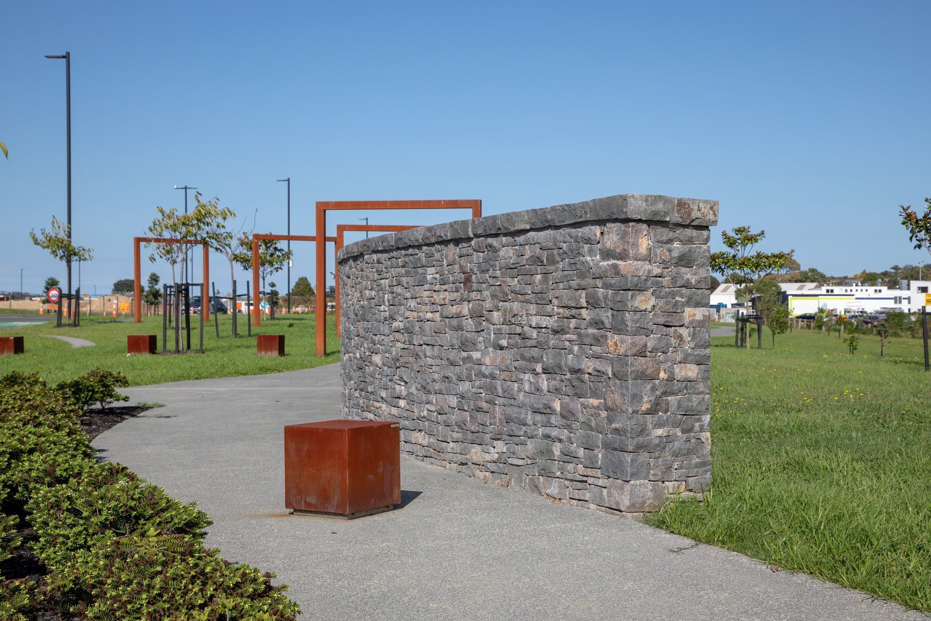 waiata-shores-entrance-182A1182.jpg