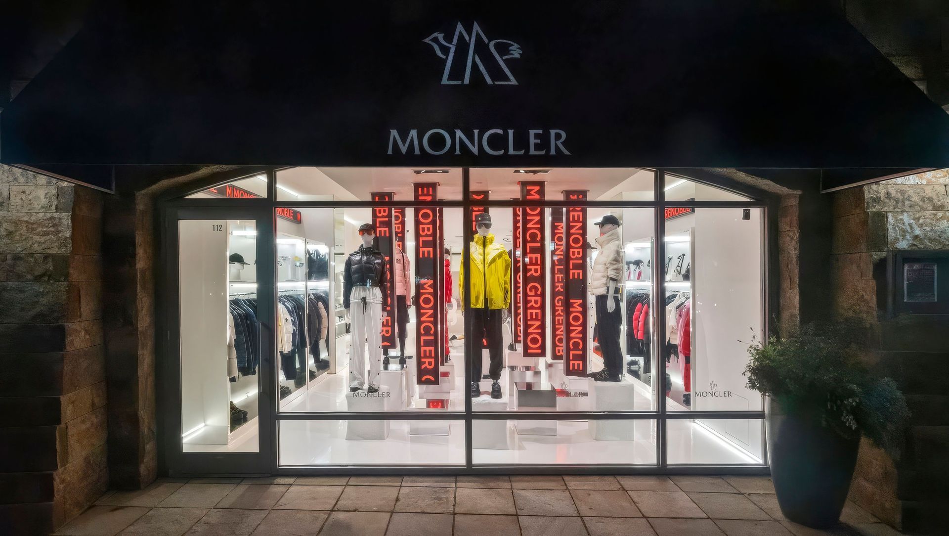 Moncler Solaris banner