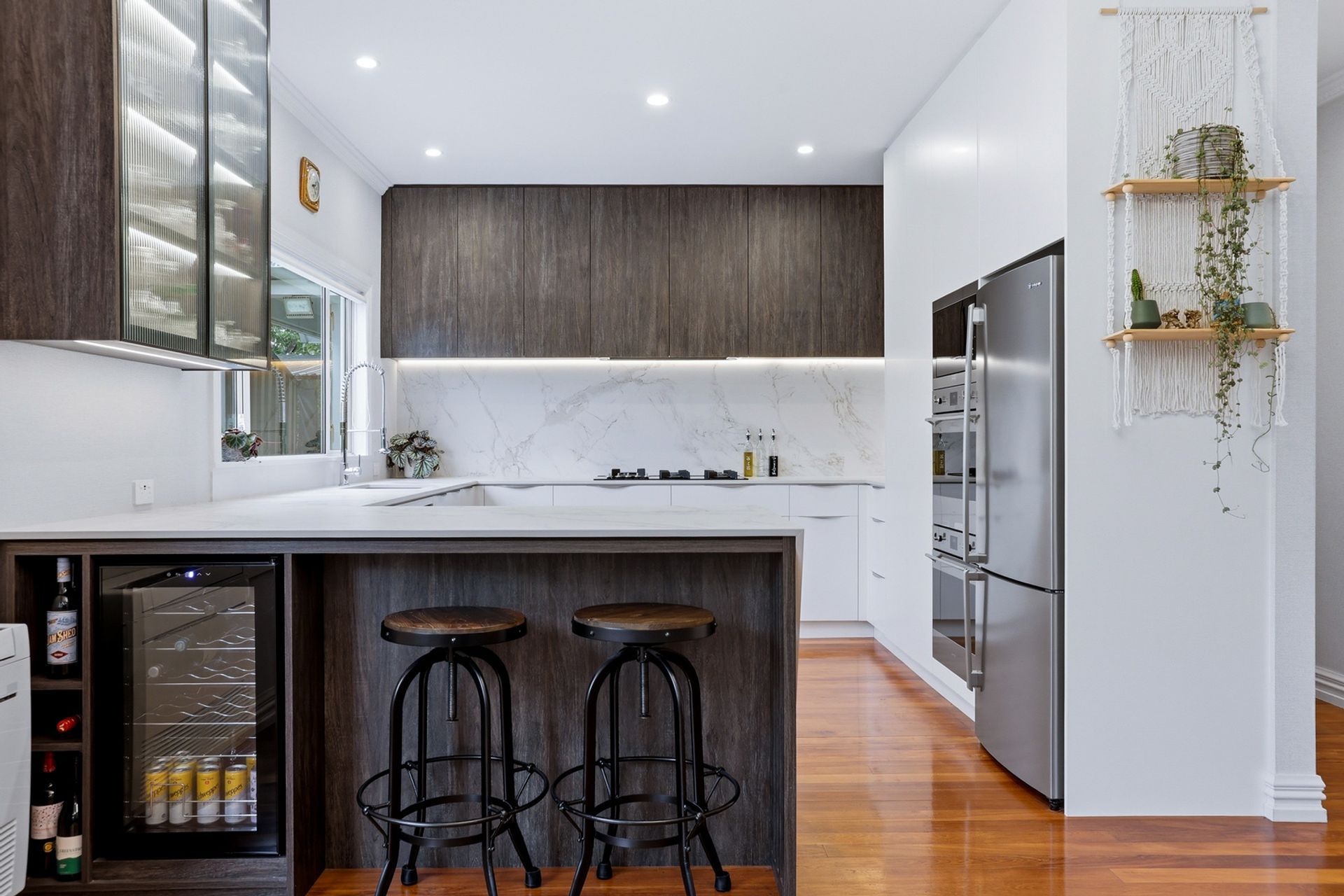 026Open2viewID606123-ModernAgeKitchens.jpg