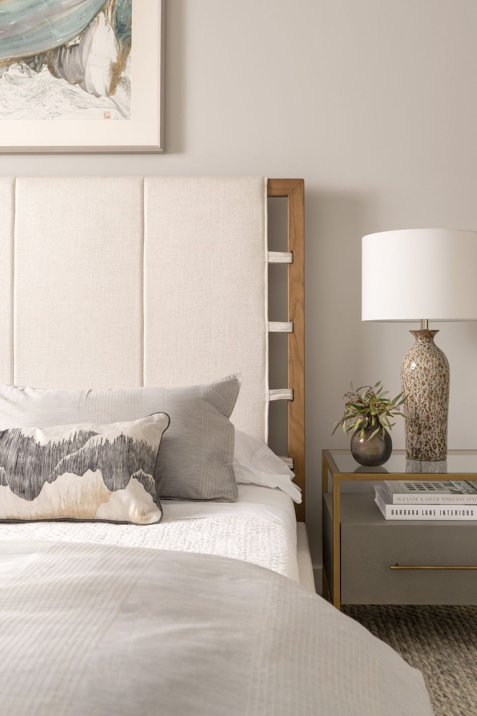 Guest-Bed-Vignette-scaled-portrait-214017ecef5637bc0ca2fc5ad6c8c95c-0ds341r59ynv.jpg