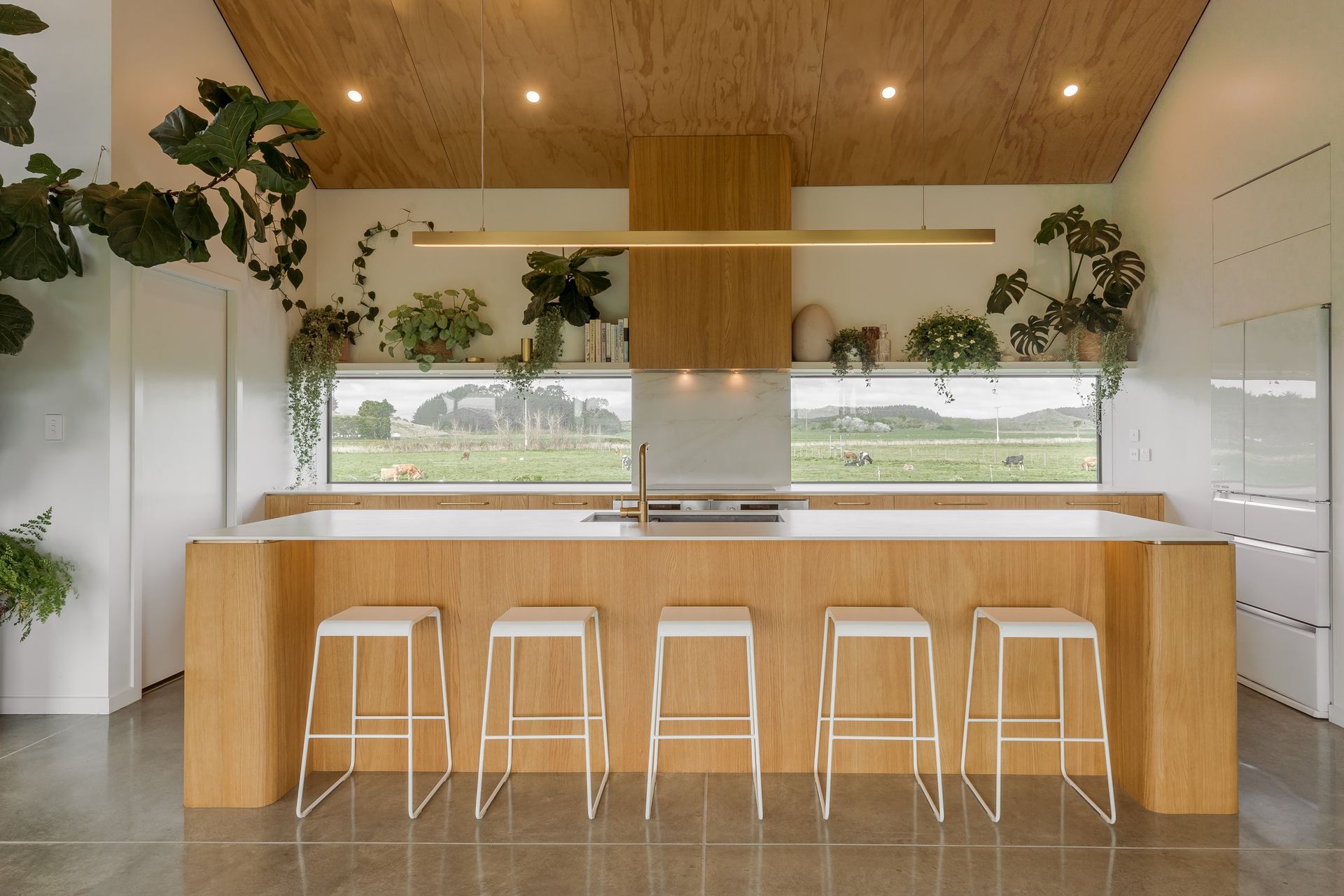 Oturoa Home
