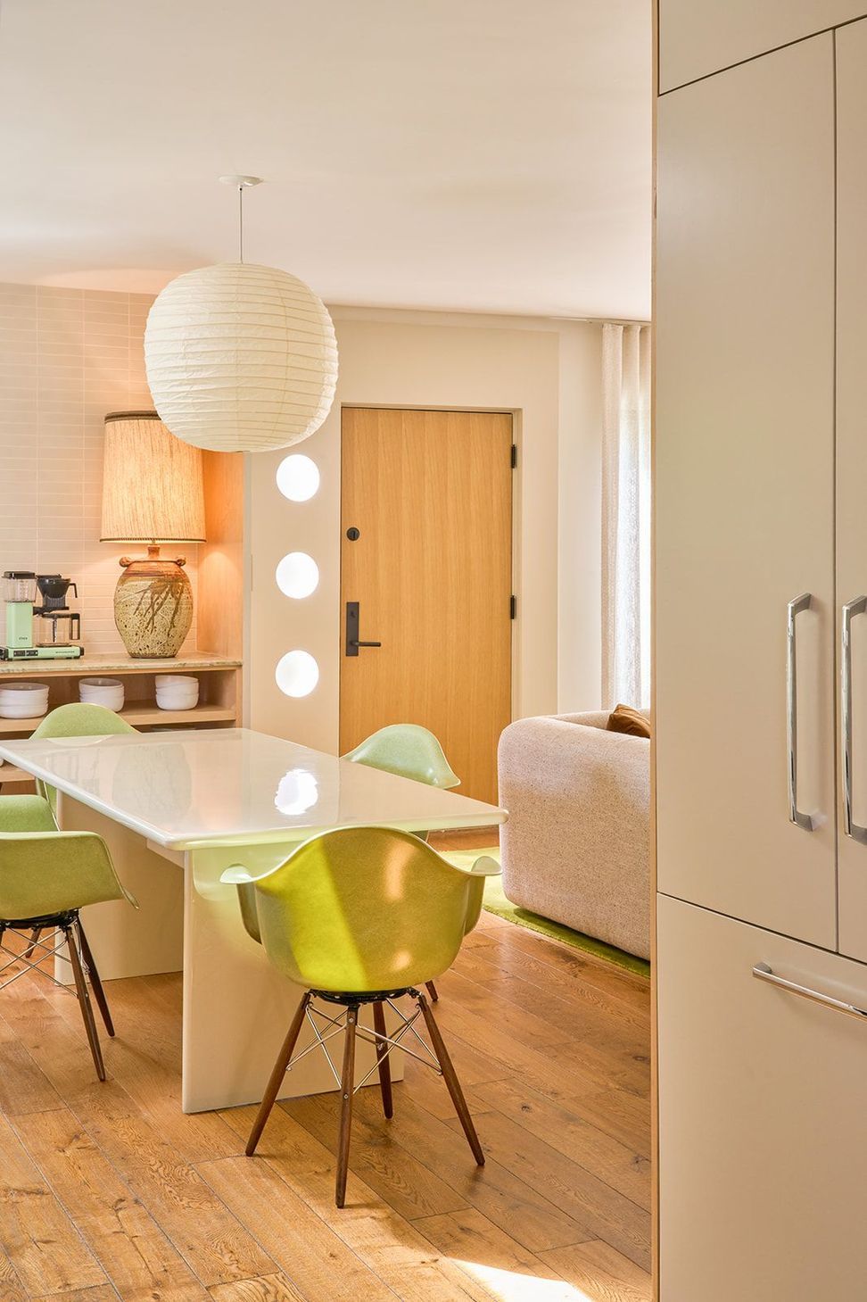 brunswick-the-warren-interior-design-mid-century-modern-kitchen-dining-entry-view-12-v2.jpg