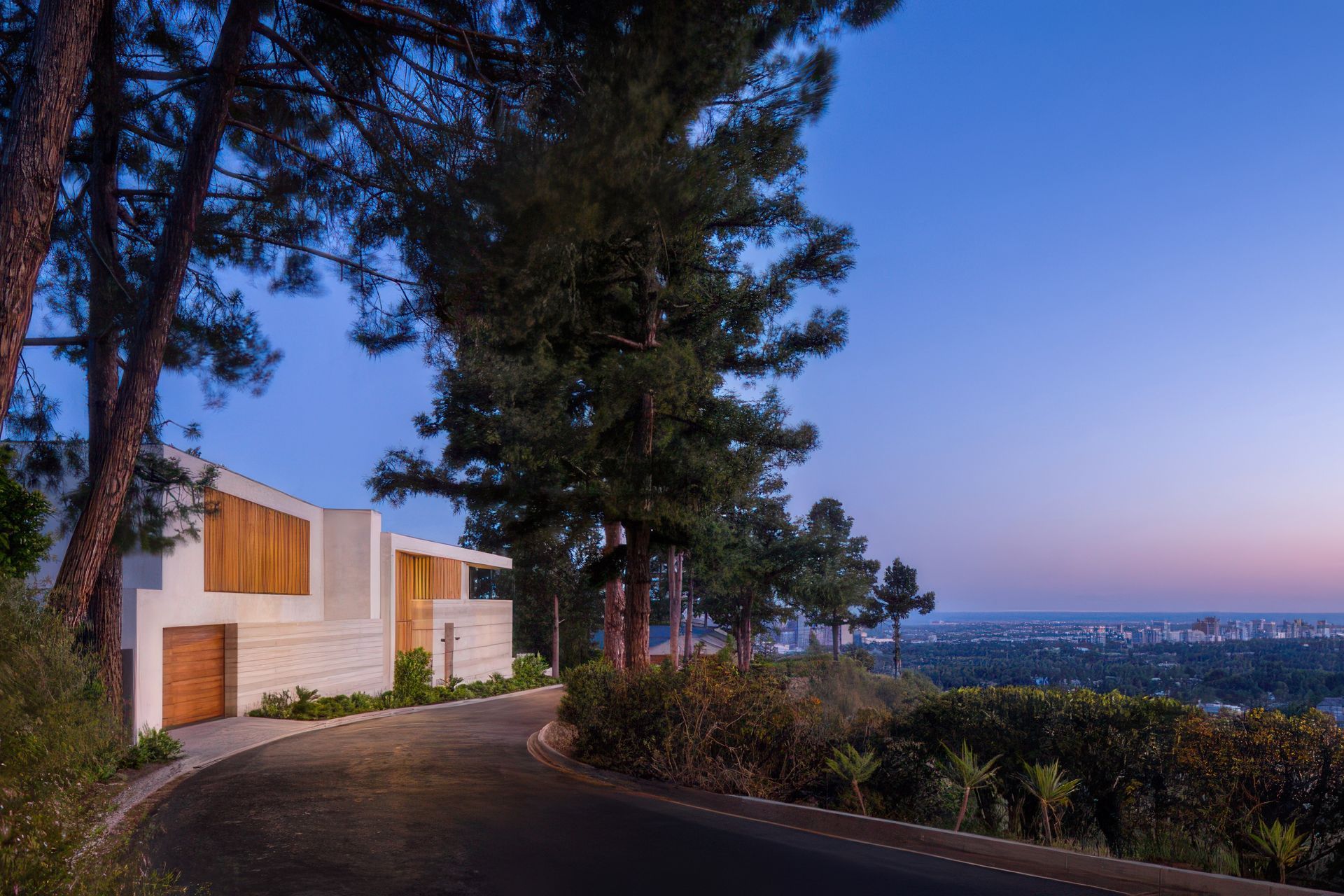 imgi3Lago-Vista-Residence-23-825x510-gigapixel-standard-v2-4x.jpg