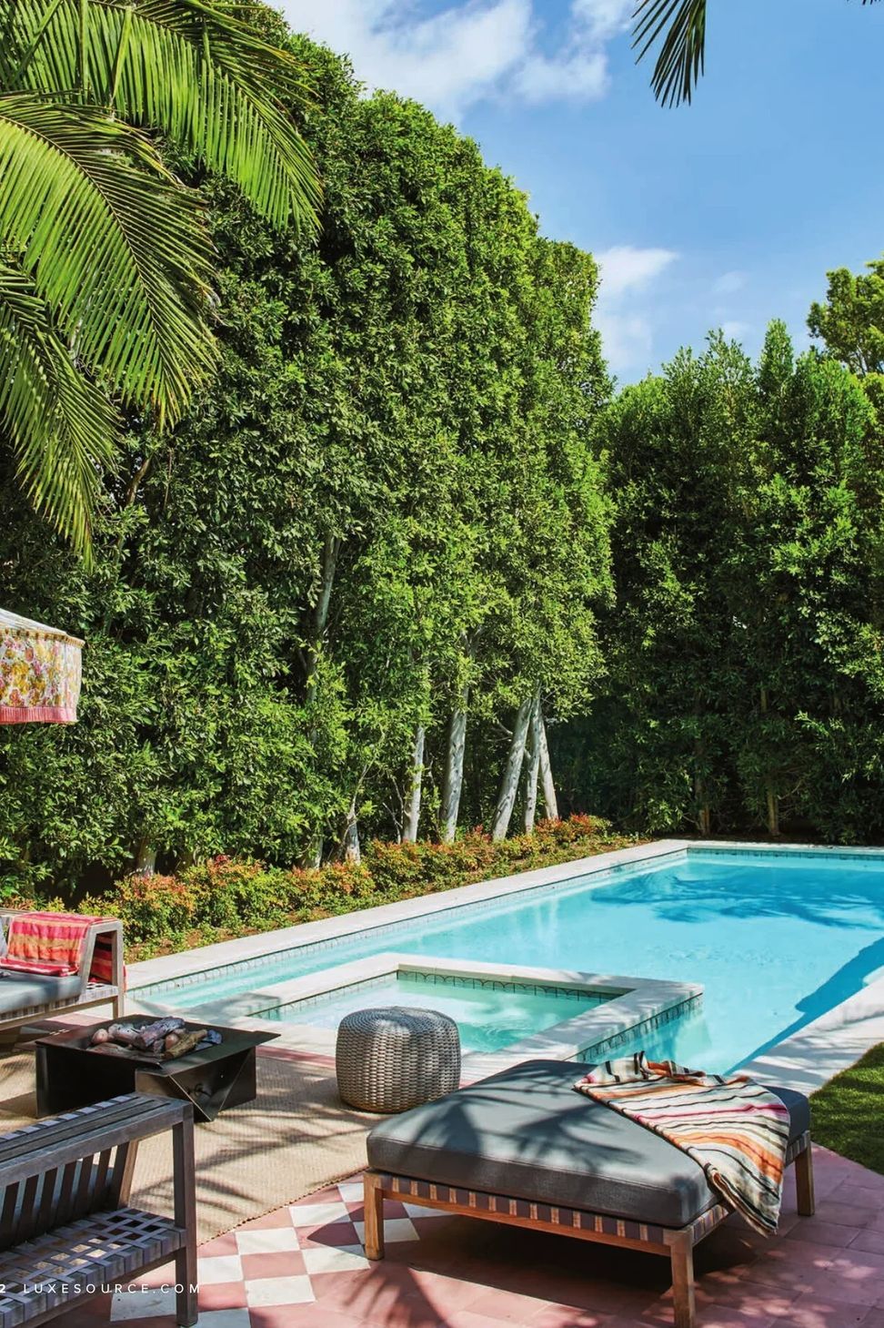 luxury-backyard-pool-tropical-landscape-modern-outdoor-loungewebp-ap-compressed-v3.jpg