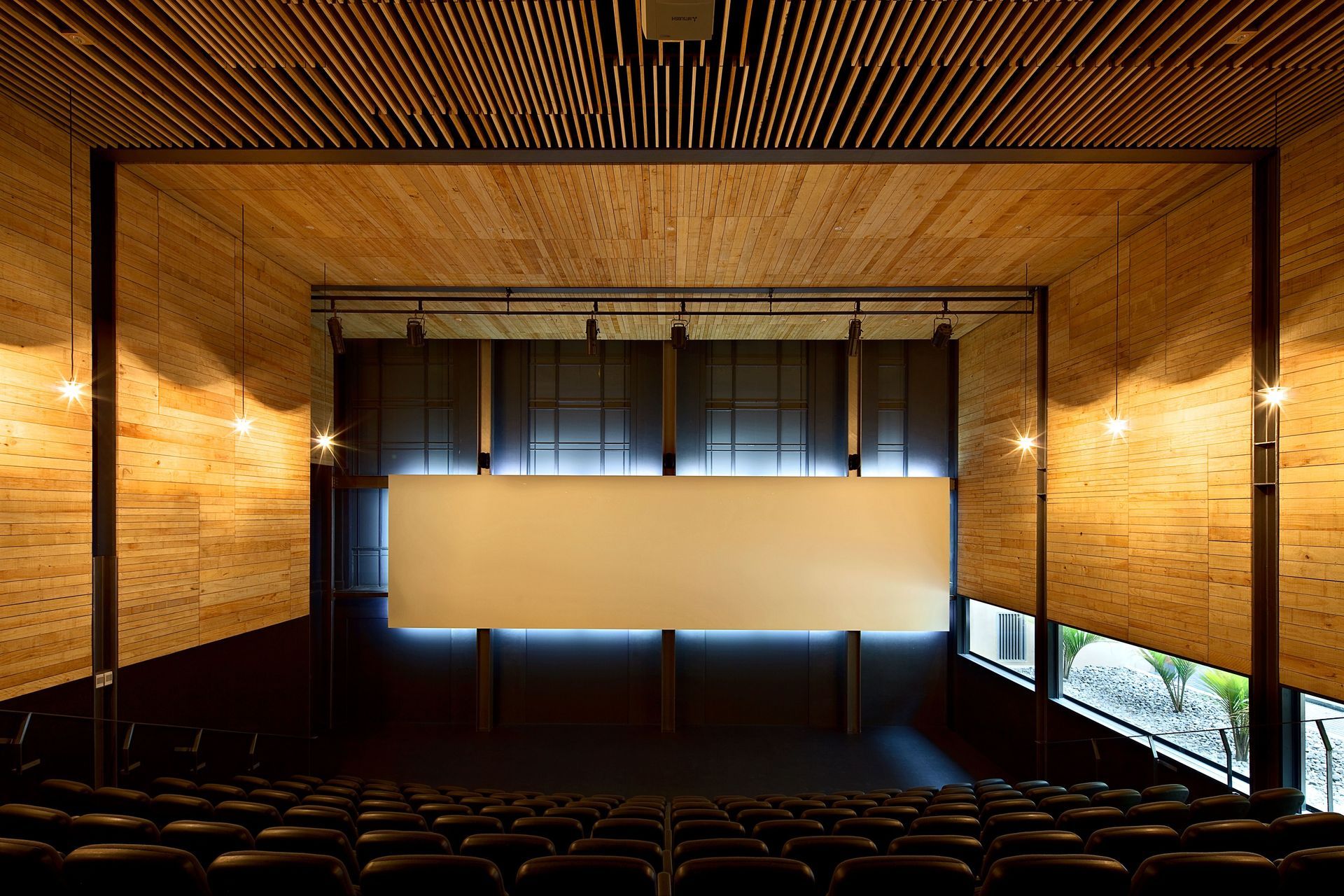 CITY-GALLERY-WGTN7025-v2.jpg