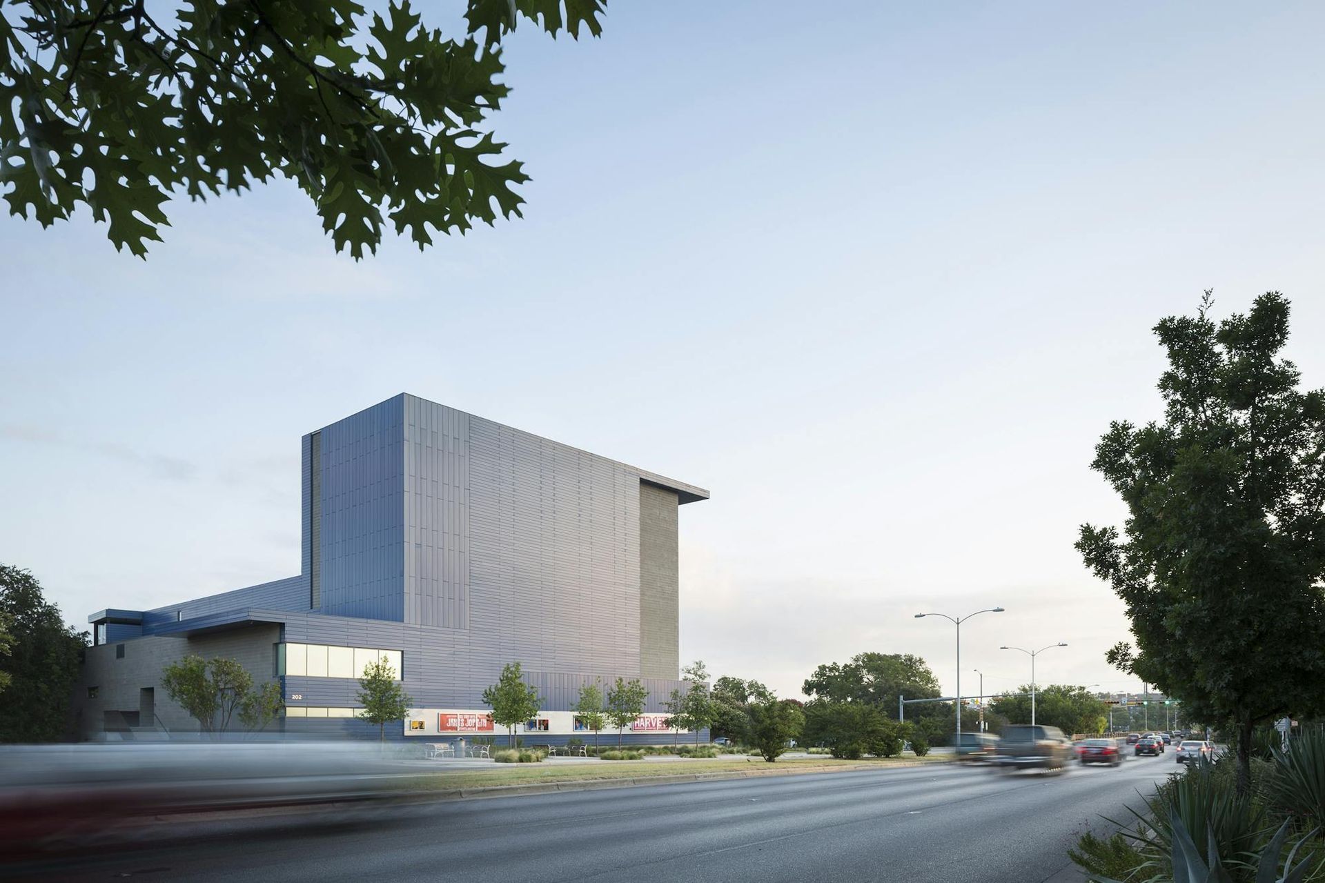 0902-Topfer-Theatre-at-ZACH-Andrew-Pogue-H-Ext-Far2022-12-14-162106gdau.jpg