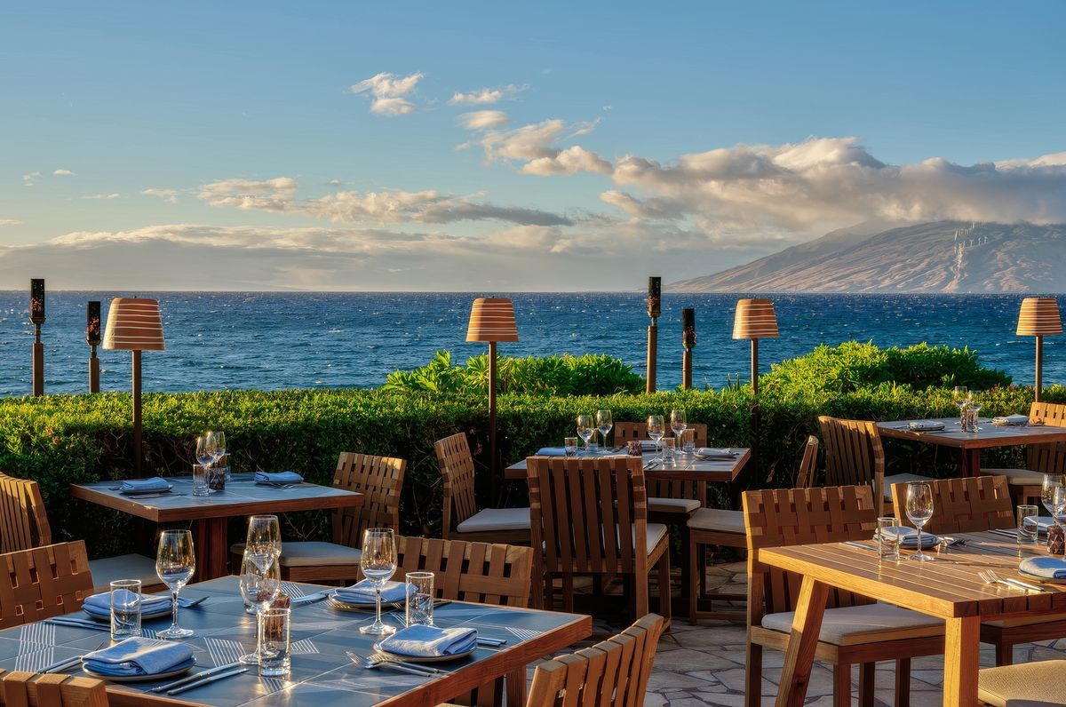 FERRARO’S BAR & RESTAURANT
