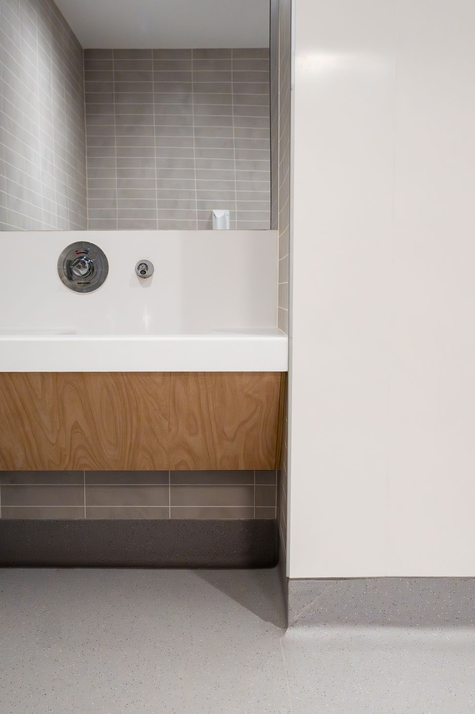 Altro-16-Altro-Whiterock-Tegulis-Altro-Aquarius-ap-compressed.jpg