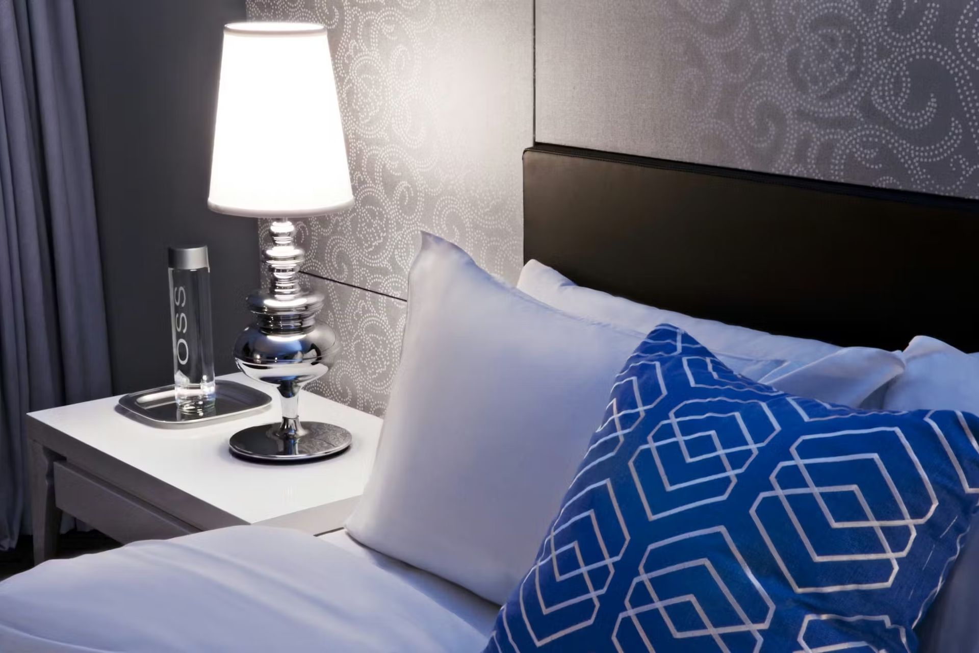 0415-Block-21-W-Austin-W-Hotels-Worldwide-H-Night-Stand-ap-compressed.jpg