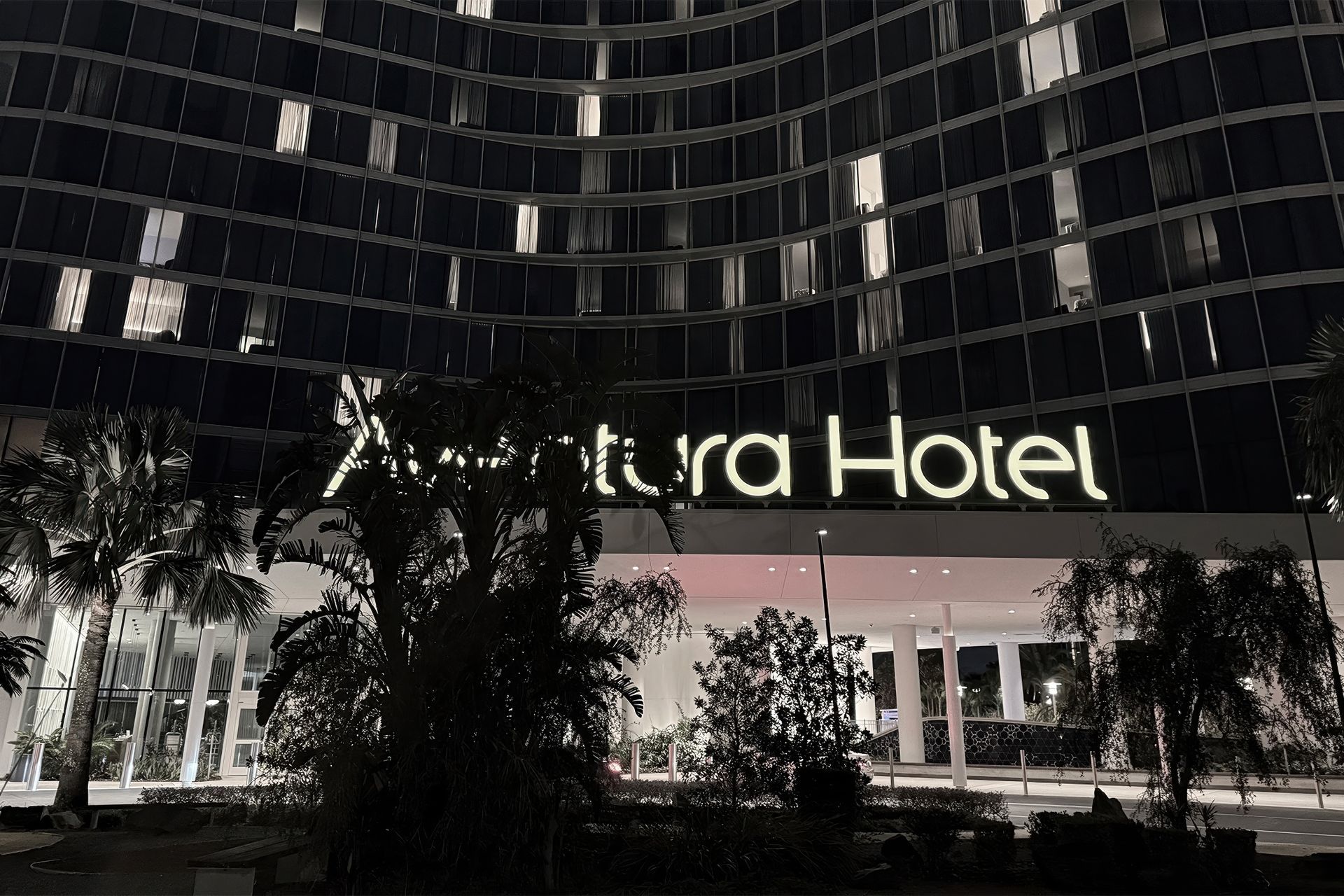 927-Facade.jpeg