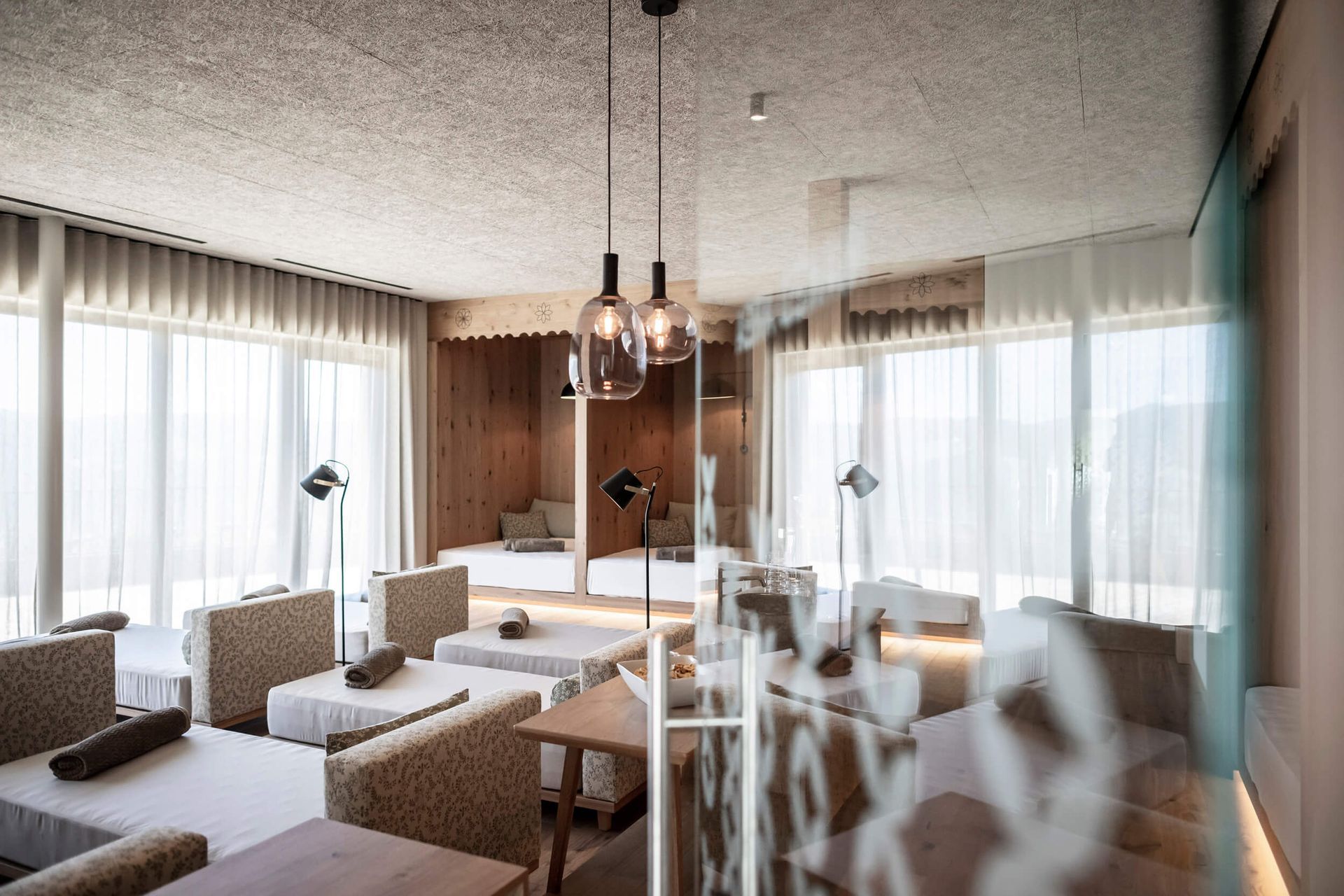 BD-Eva-Gfell-Hotel-Vols-am-Schlern-Italy-Interior-9.jpeg