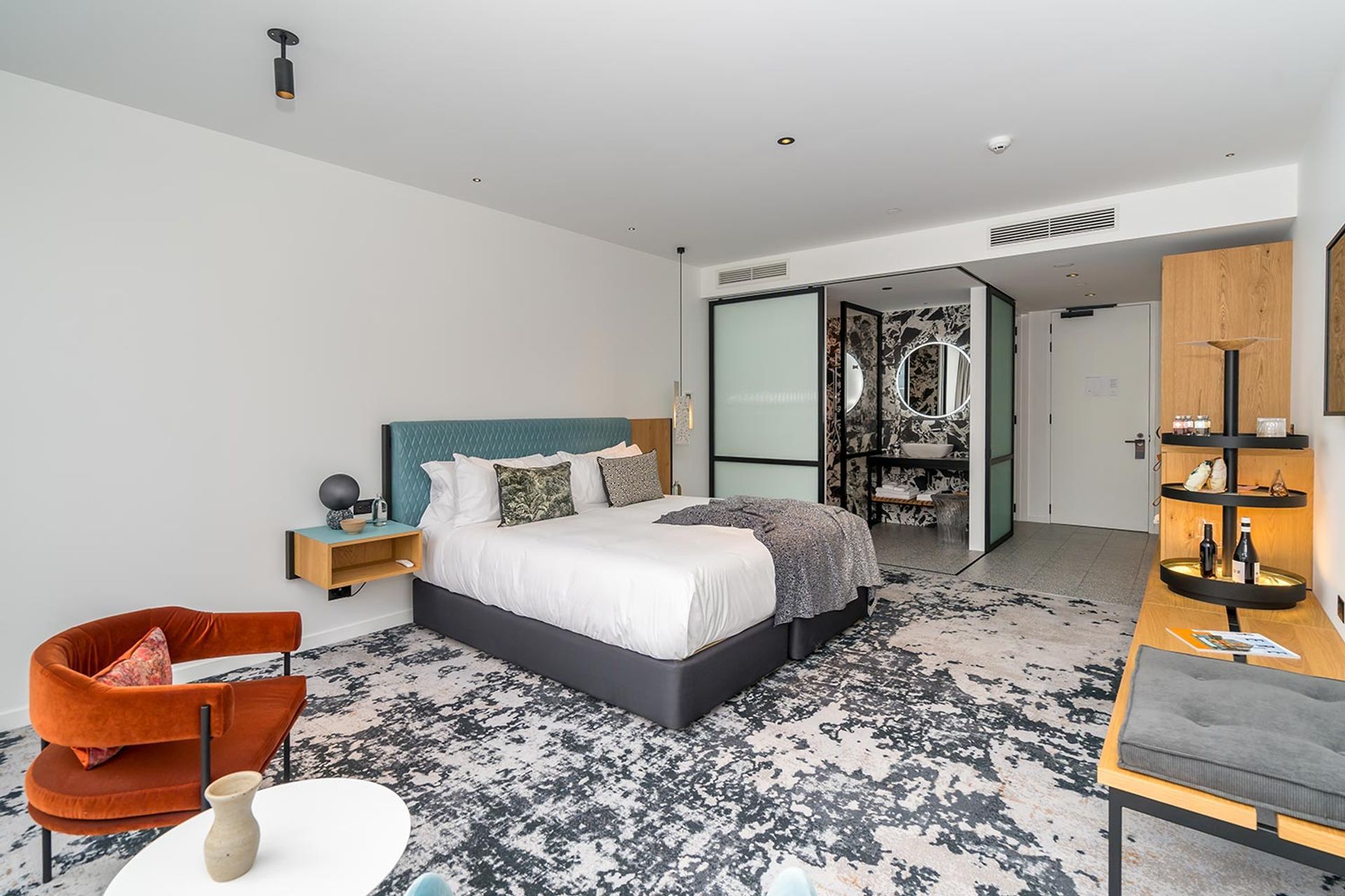 EBB Hotel