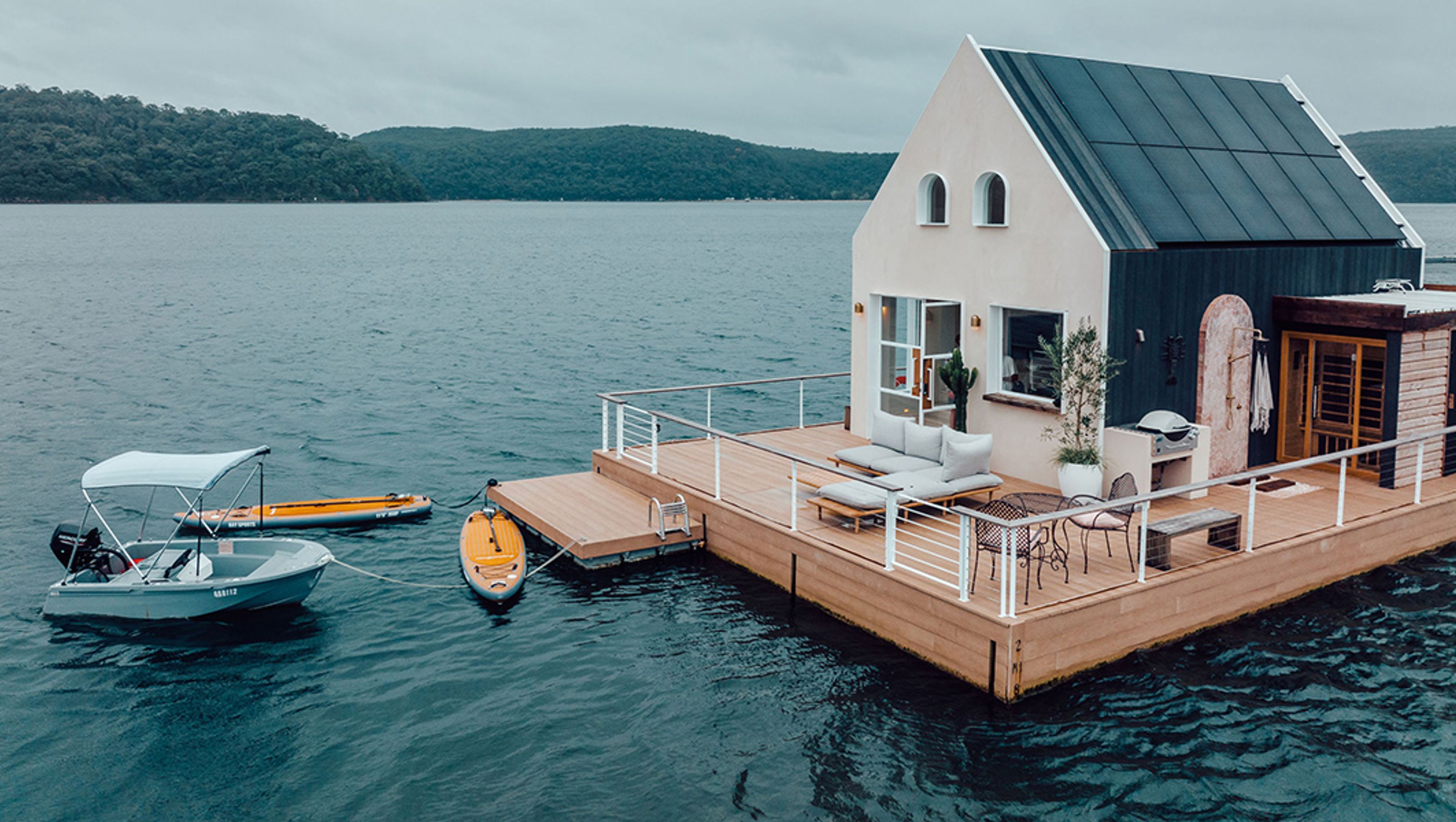 Palm Beach Floating Villa
