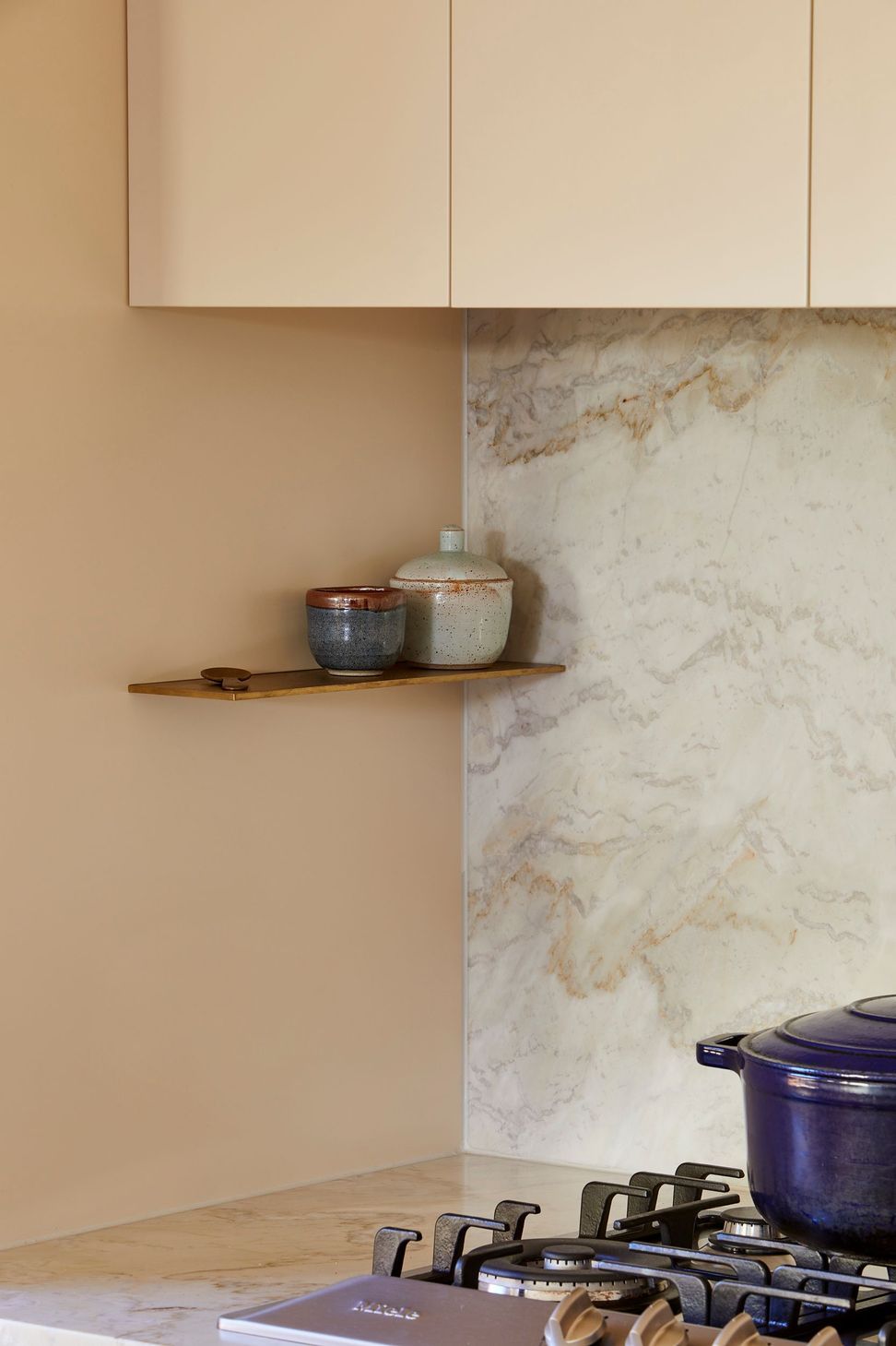 0077-29-kitchen-detail.jpg