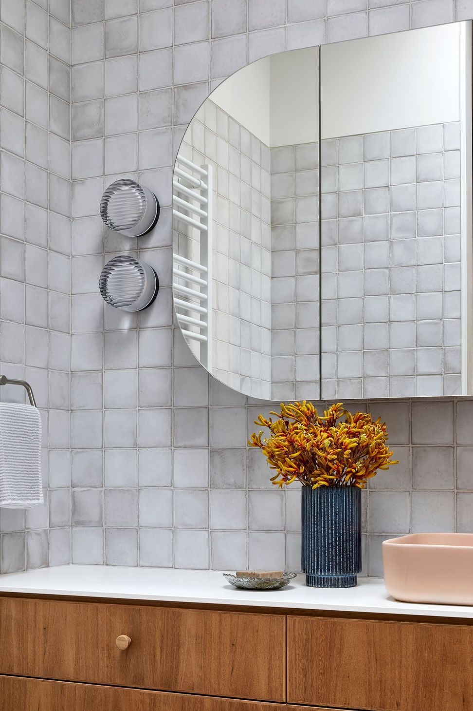 0092-06-bathroom-detail.jpg