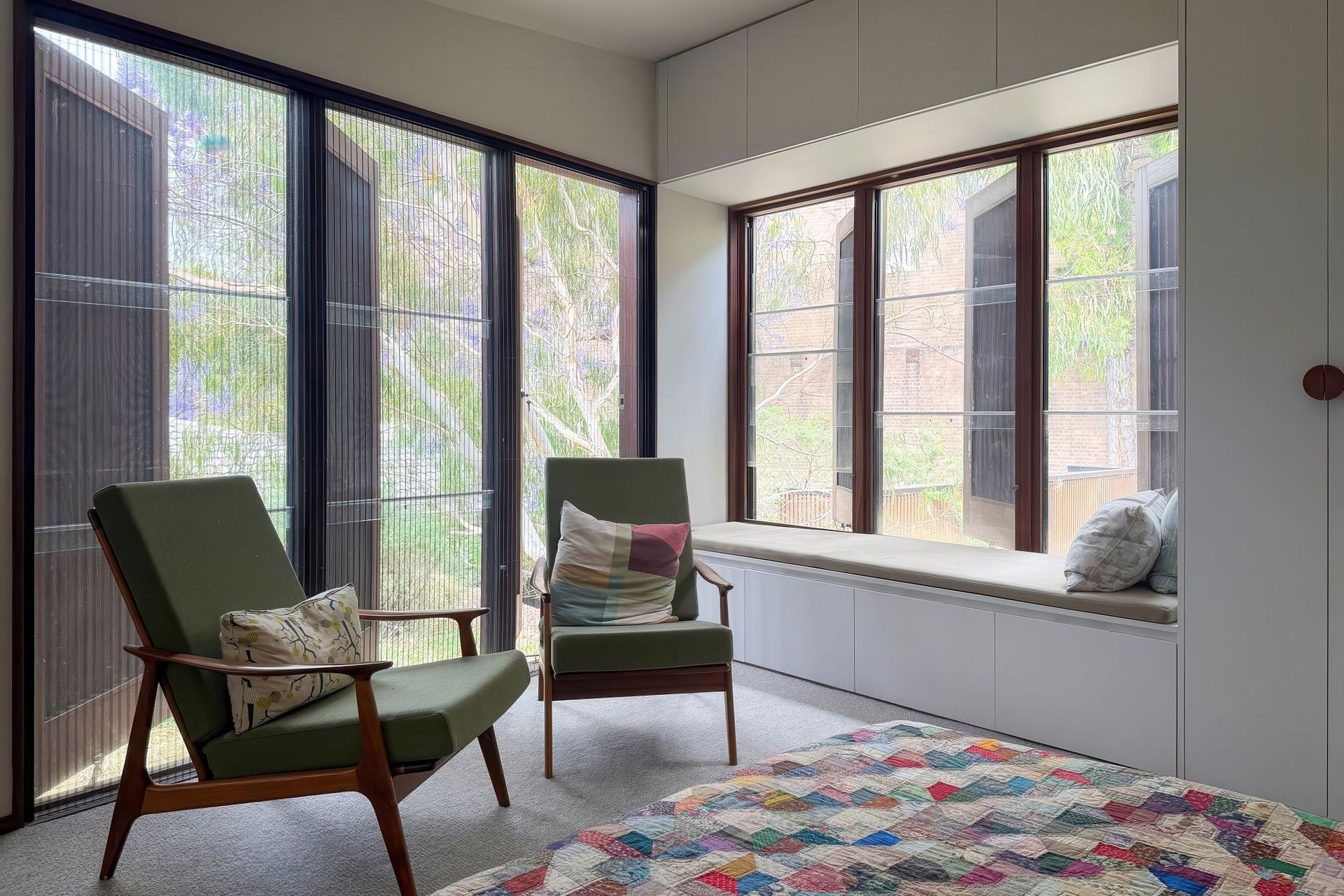 08Matt-Day-Architect-Matt-Day-Tempe-House-Bedroom-External-Timber-Window-Natural-Light.jpeg
