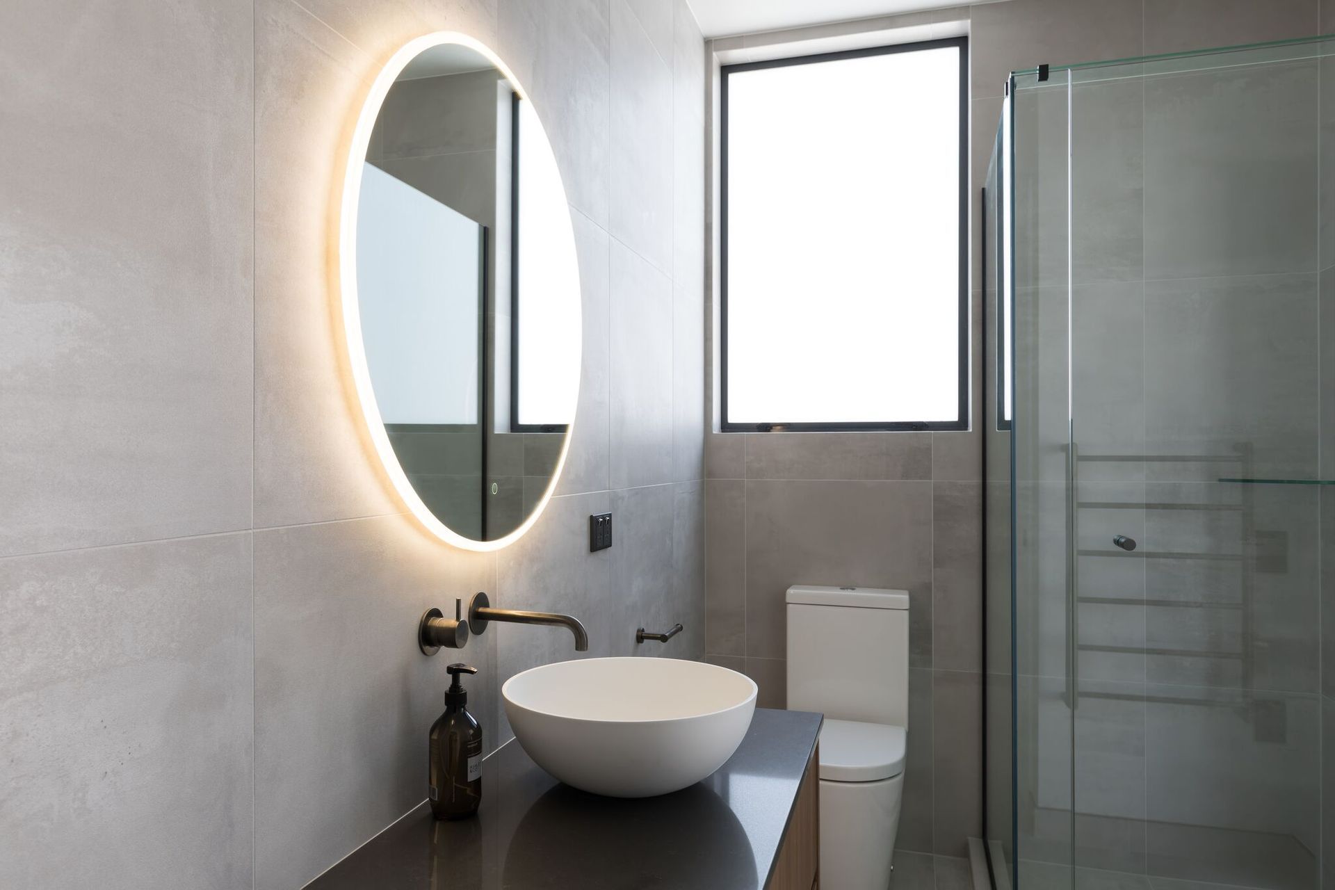 Guest Bathroom 2