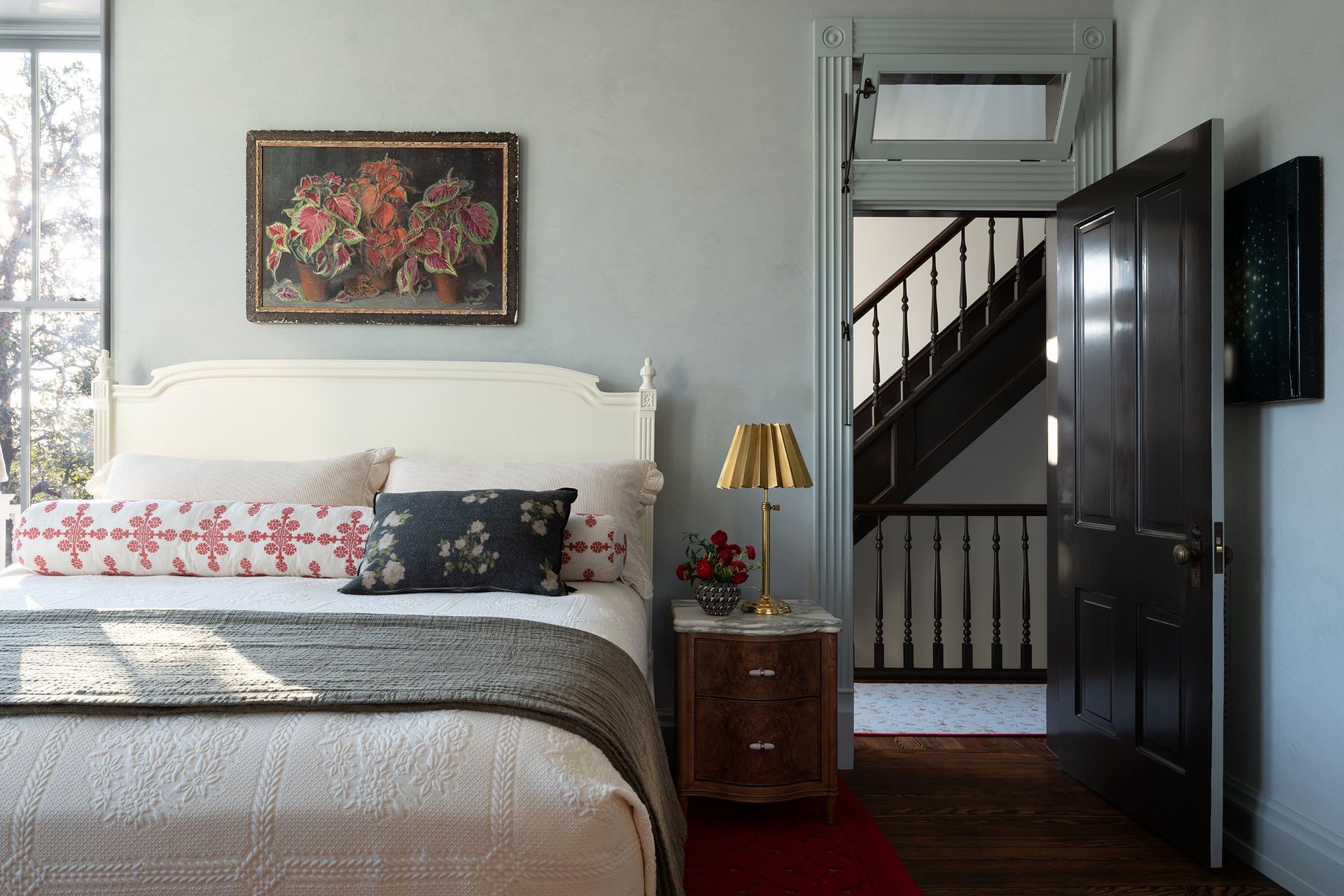 10PastandPresentPlaceCuppettKilpatrickArchitectureandInteriorDesignAustinTexashistoric-house-transom-mouldings.jpg