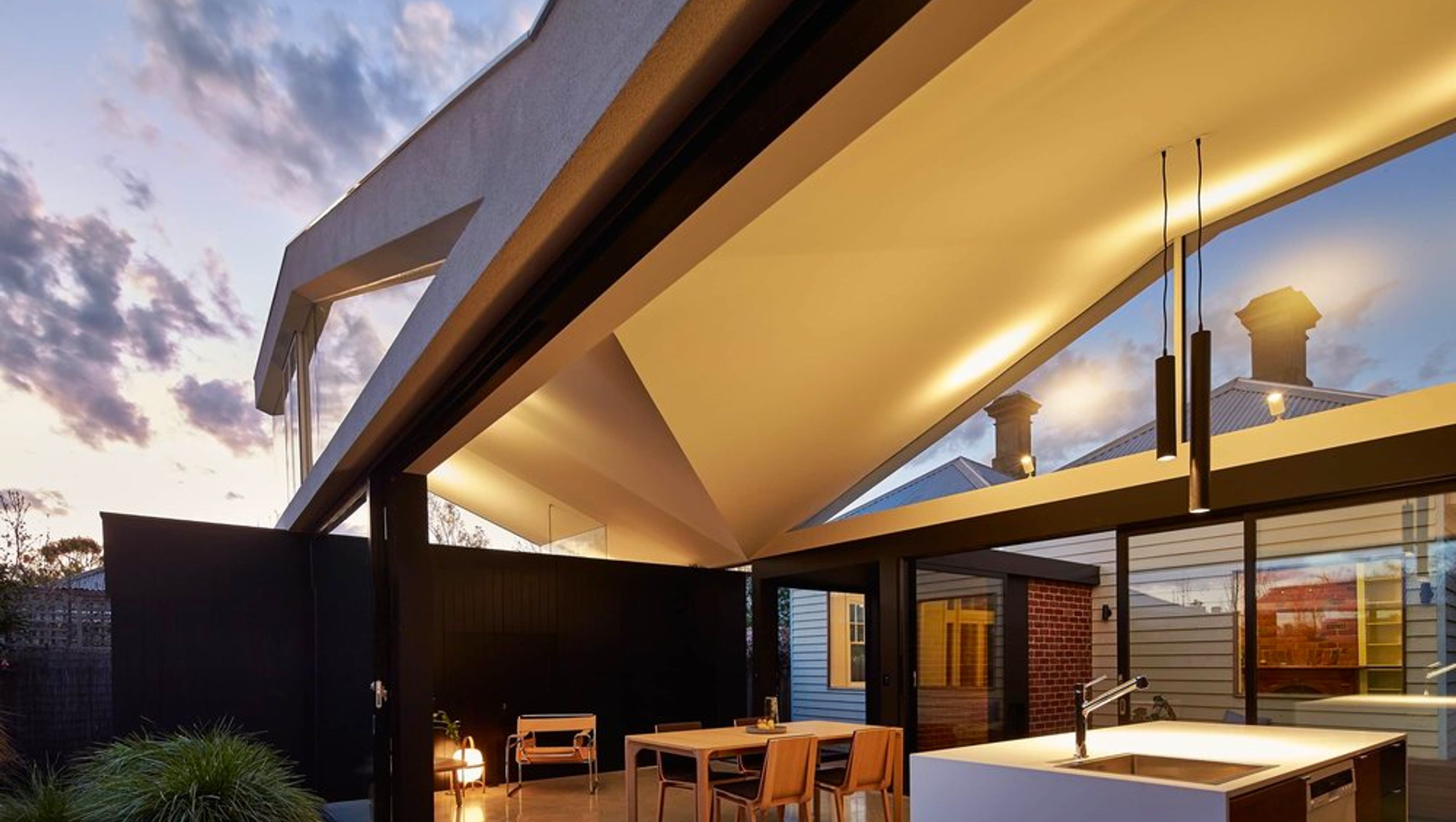 Tunnel House