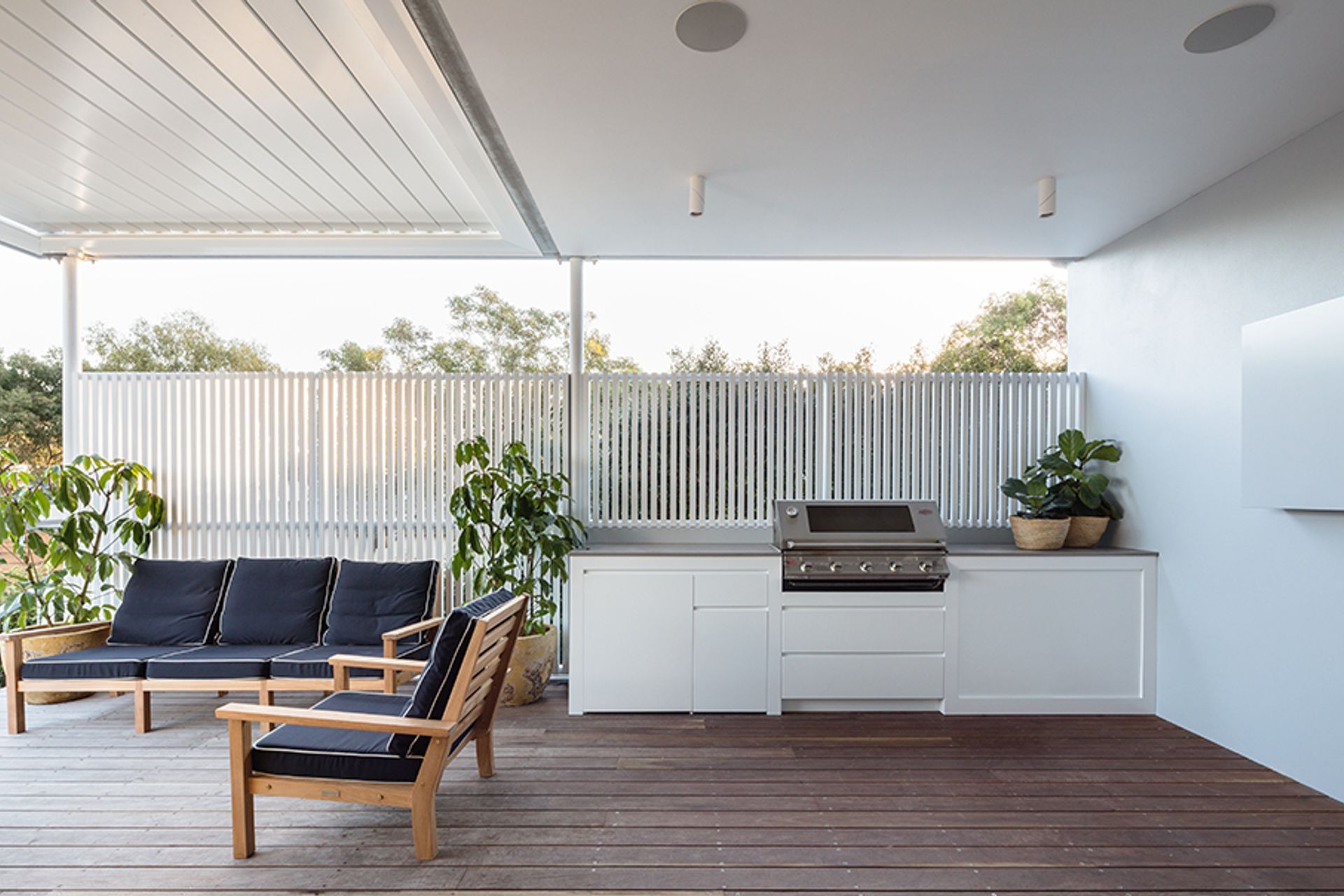 Clovelly House