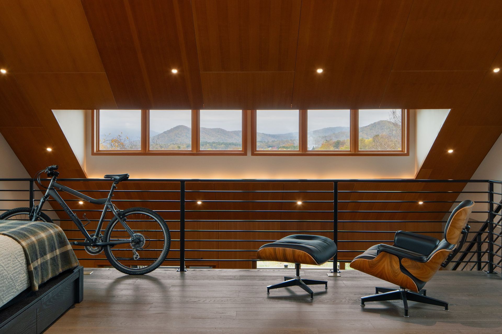 2510LoftRetreatInteriorsJordanPowers001lo.jpg